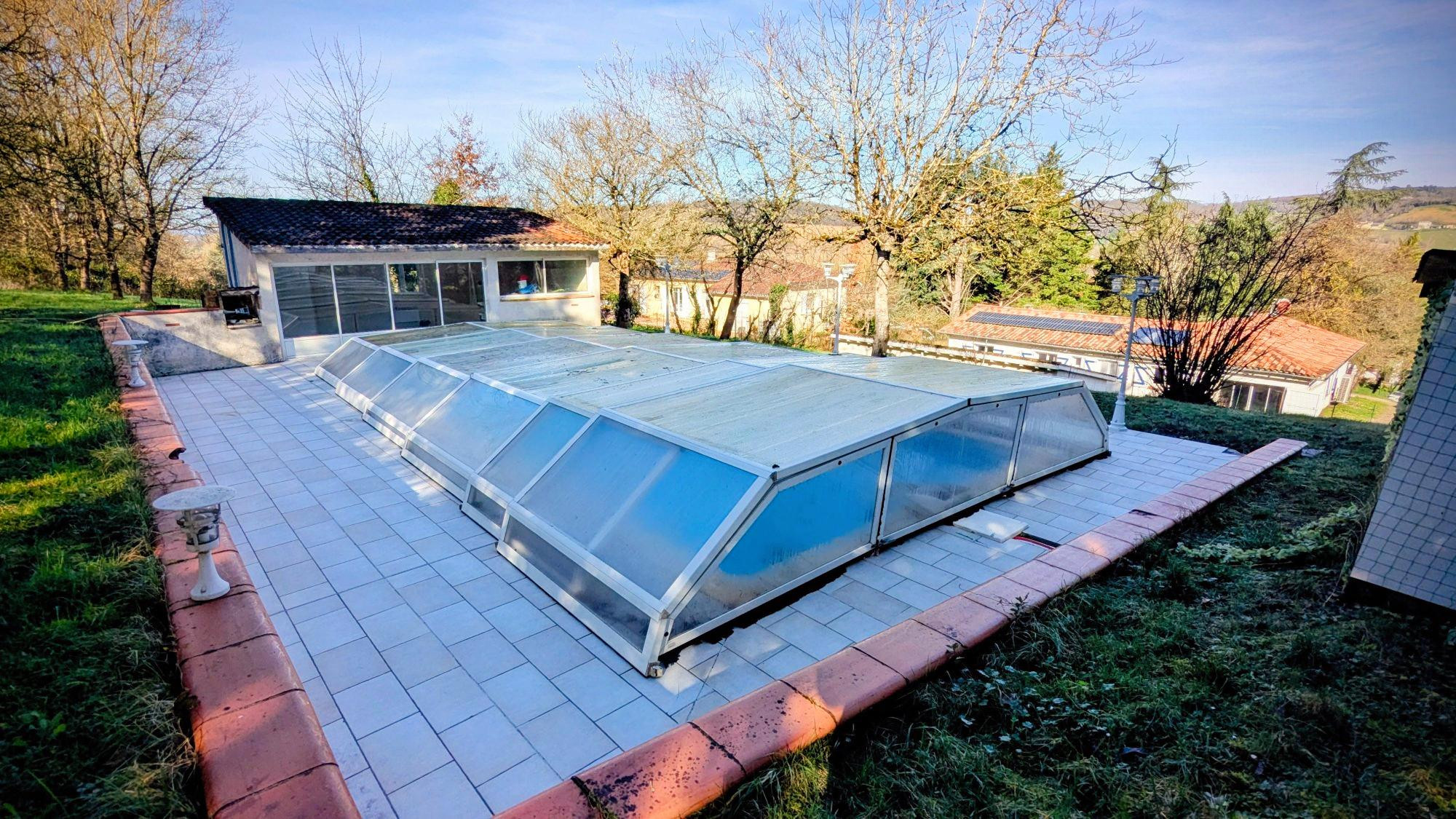 Maison 6 pièces 142 m² · à Saint-Pierre-de-Clairac · 142 m² · 274 000 €