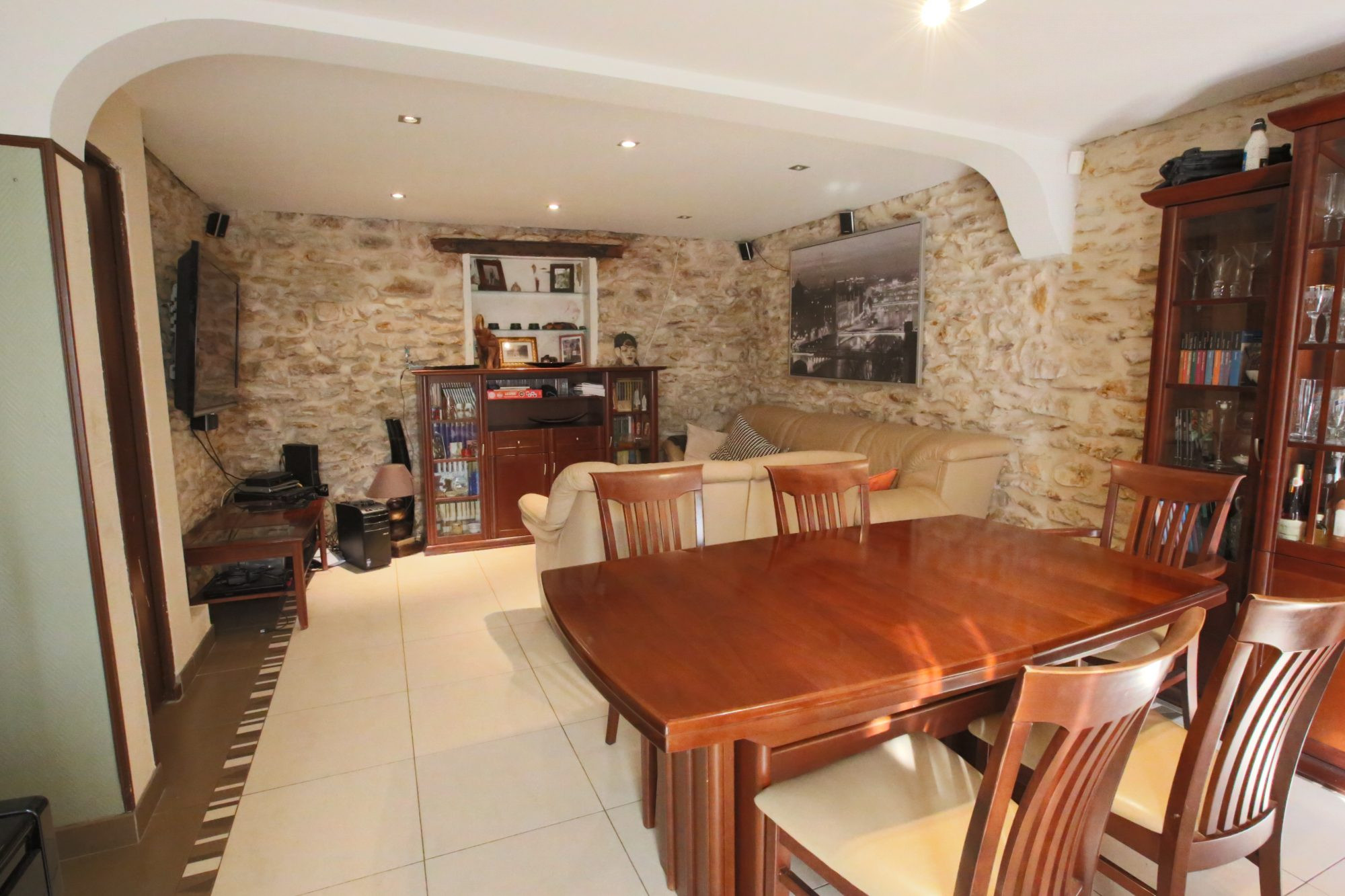 Maison à vendre à Saint-Denis, 147 m²