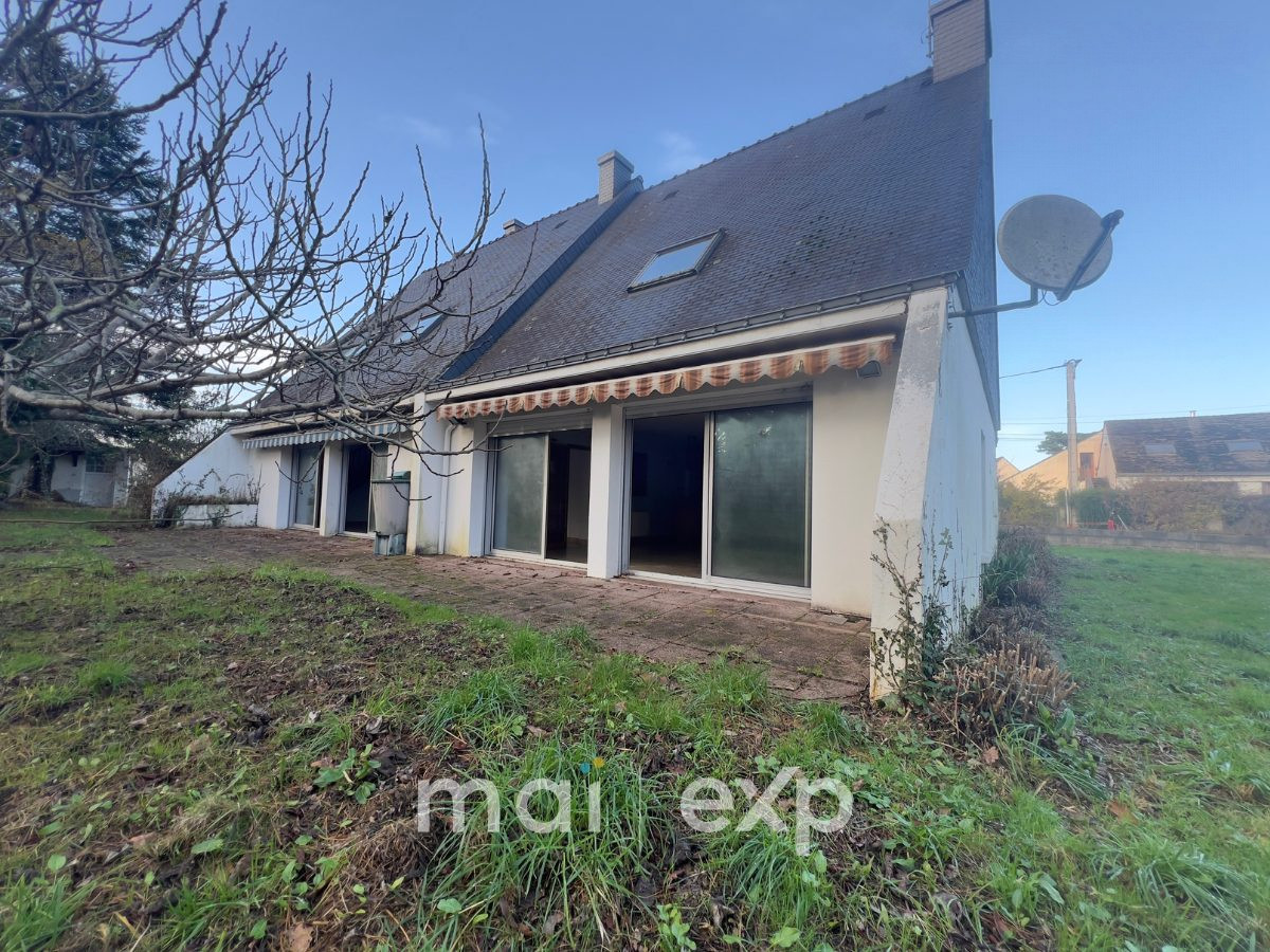 Maison T3 à rénover – 87 m² – 2 chambres – Jardin 58m² – 2 stationnements