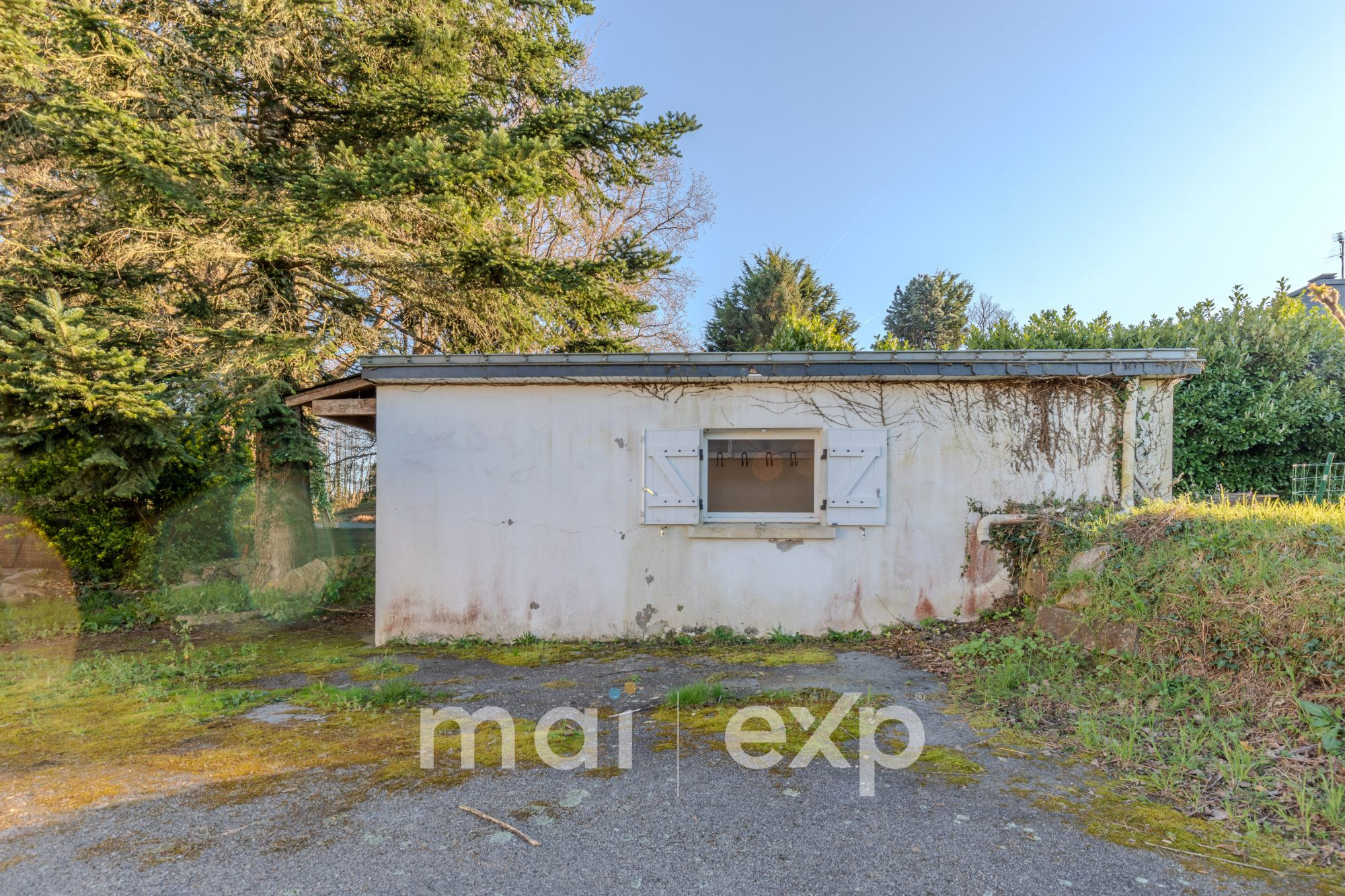Maison studio ou atelier – 23 m² – Terrain 63 m² – 1 stationnement