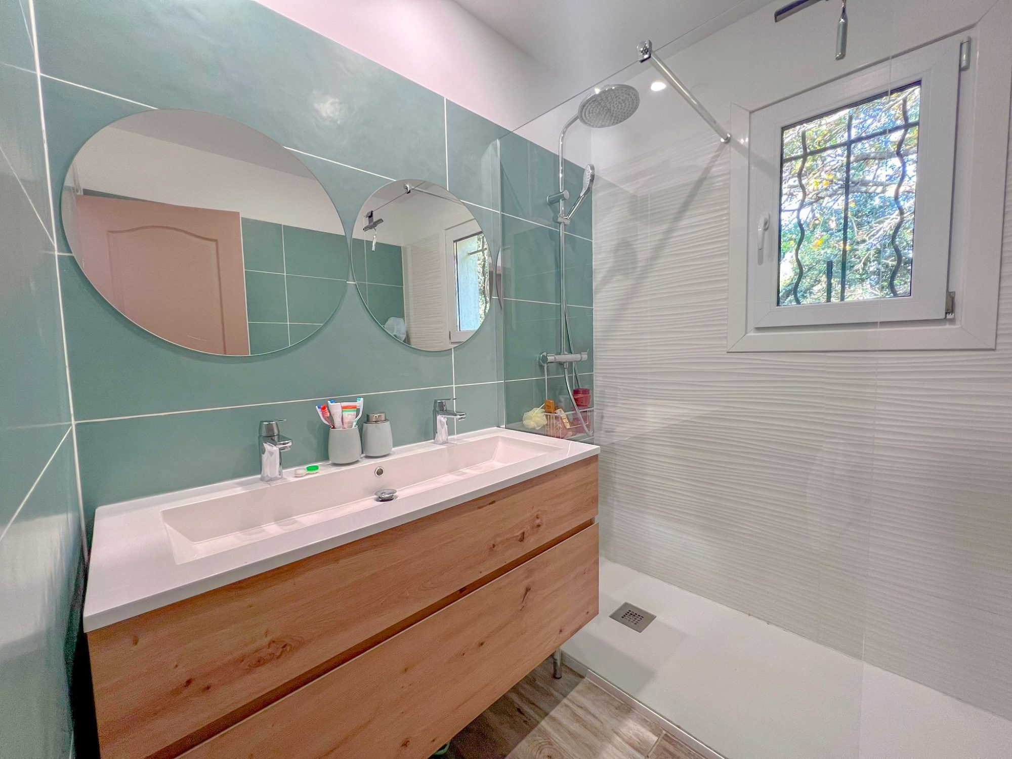 Maison 8 pièces 290 m² · à Bagnols-en-Forêt · 290 m² · 1 540 000 €