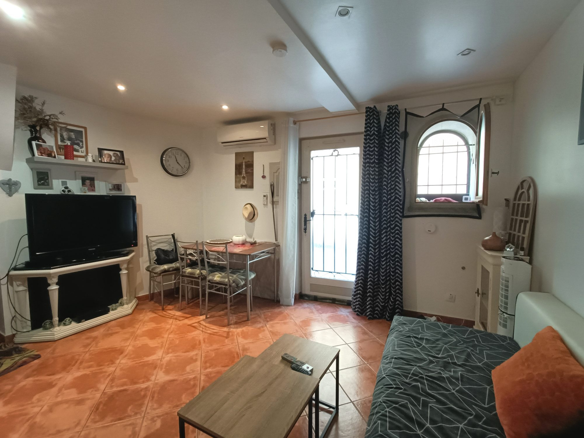 Maison de village avec DUH – Investissement patrimonial à Capestang