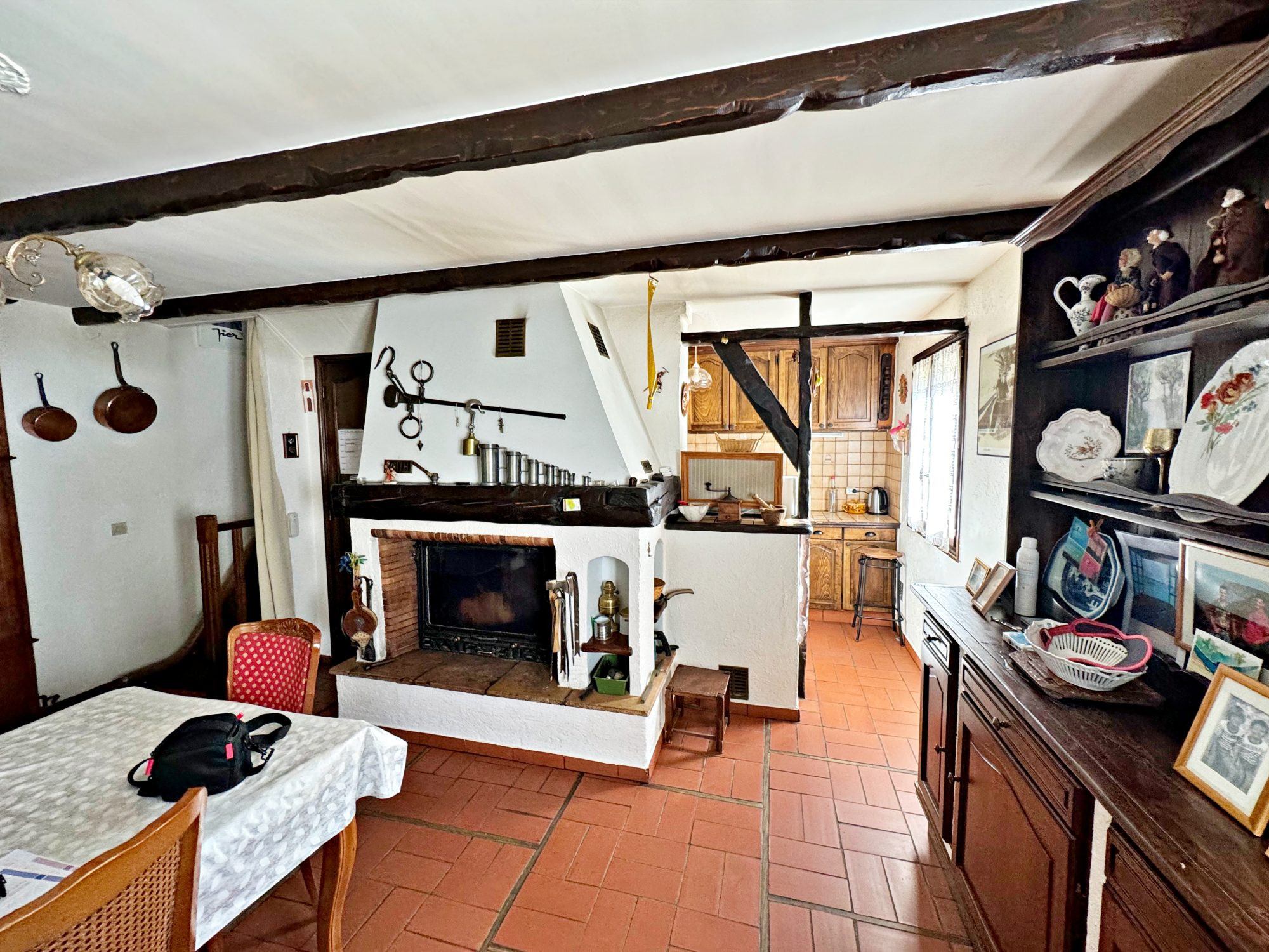 Maison 7 pièces 150 m² · à Lambruisse · 150 m² · 180 000 €