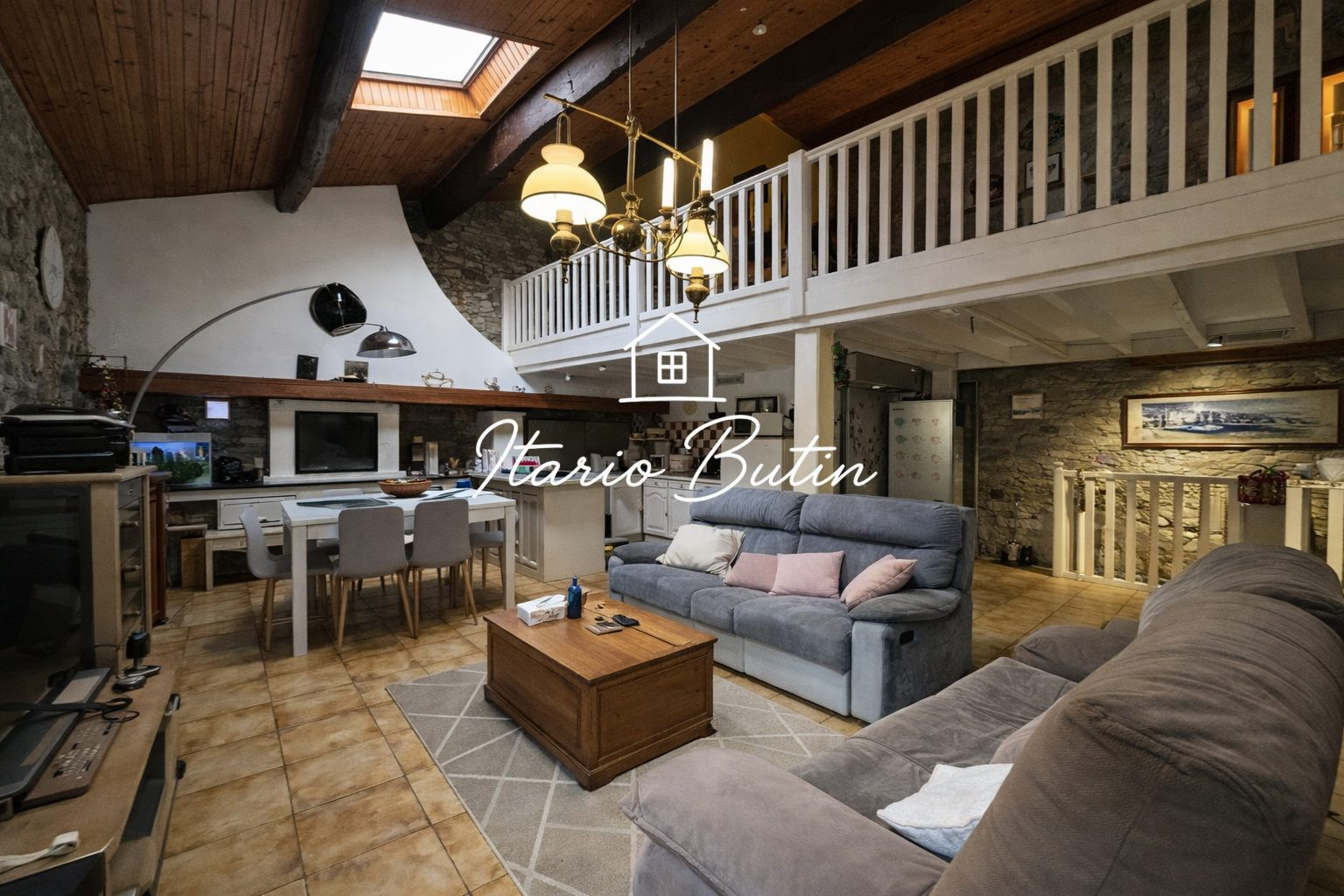 4-Room House of 120m² with Garage 3