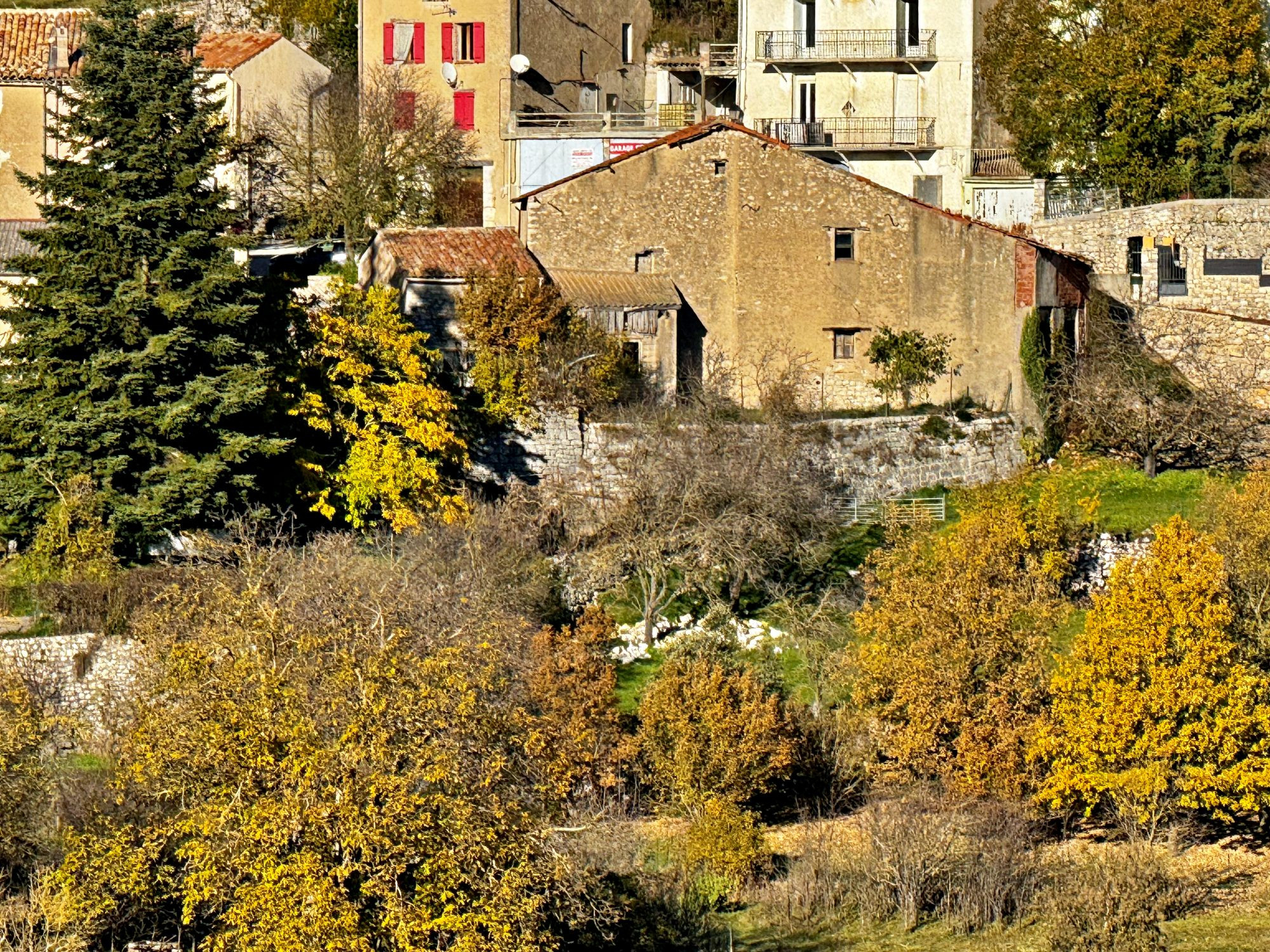 Maison 3 pièces 230 m² · à Comps-sur-Artuby · 230 m² · 130 000 €