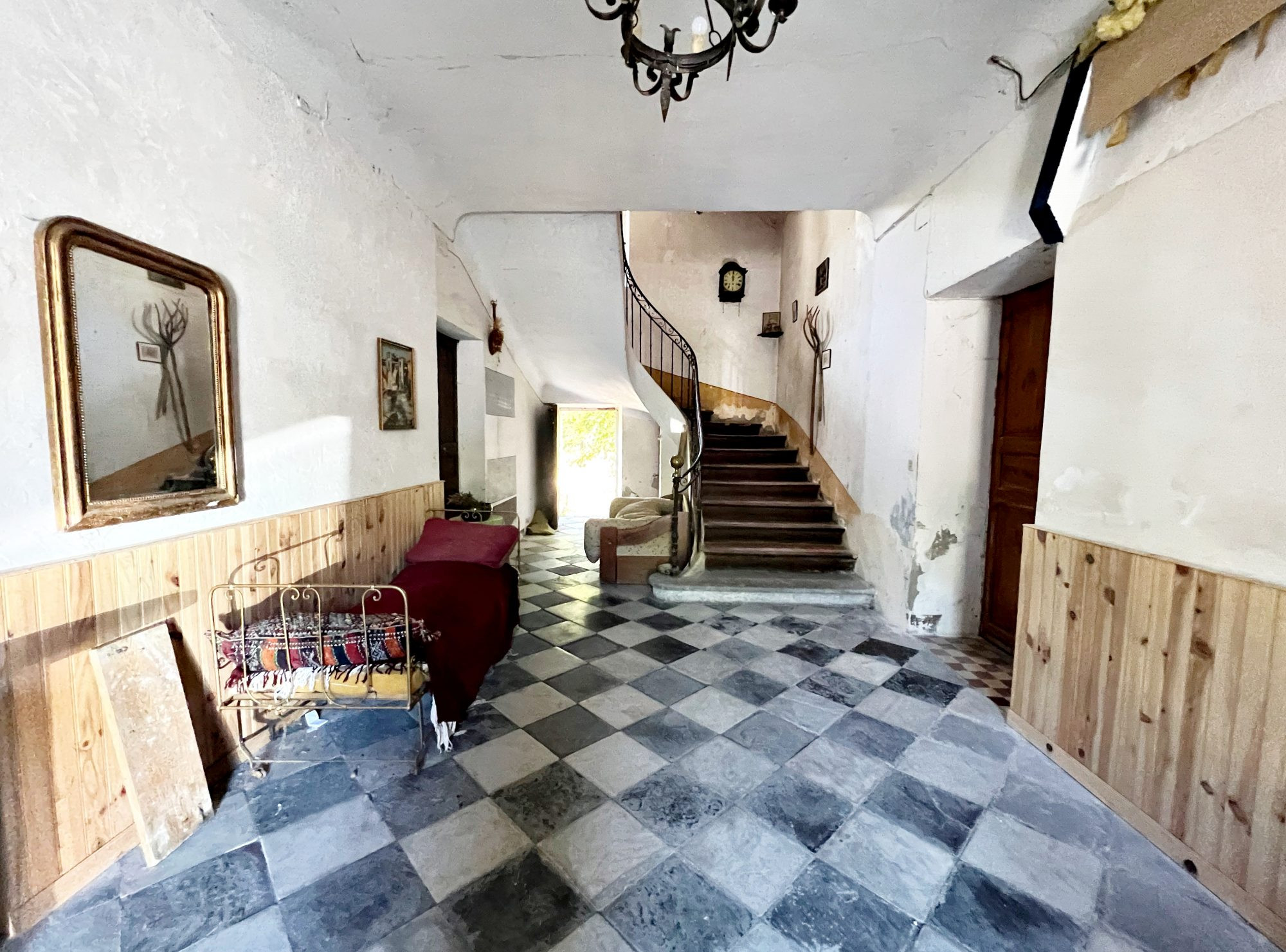 Maison à vendre à Castellane, 400 m²