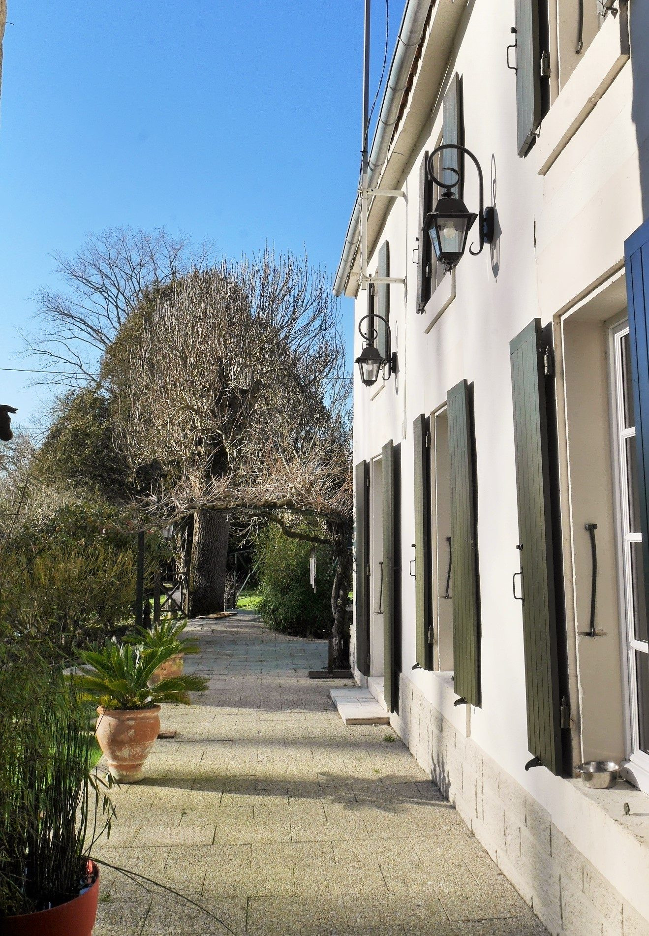 Maison 10 pièces 179 m² · à Saint-Hilaire-la-Palud · 179 m² · 477 000 €