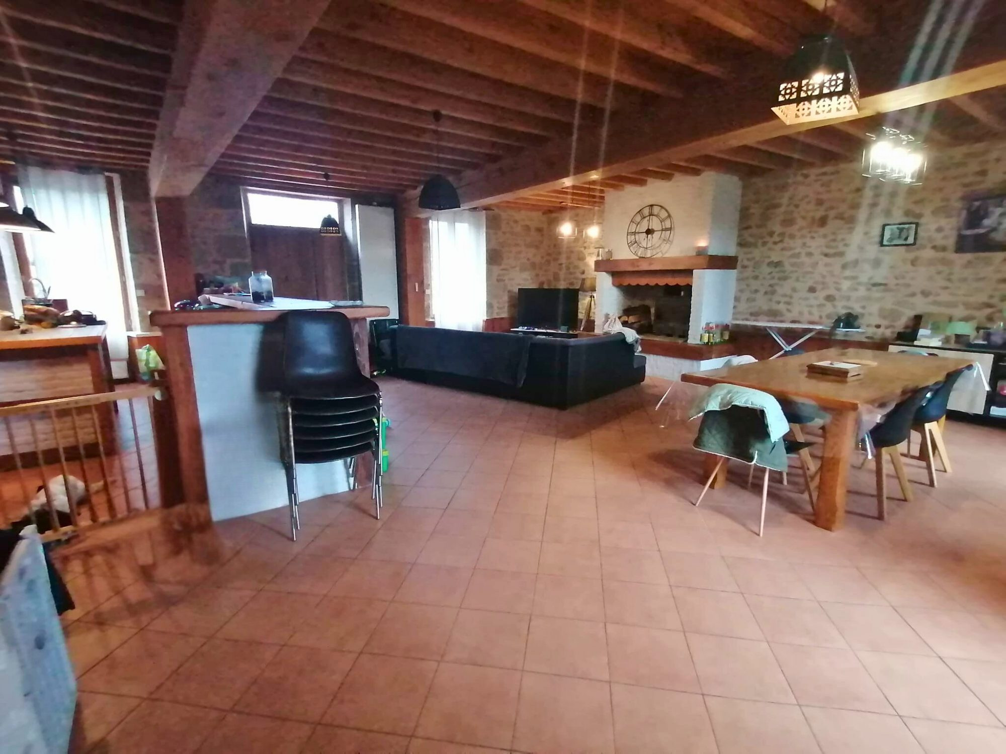 Maison 6 pièces 182 m² · à Ajain · 182 m² · 159 500 €