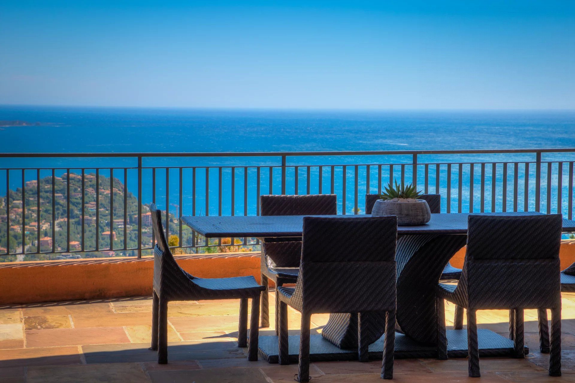 House for sale in Théoule-sur-Mer, 596 m²