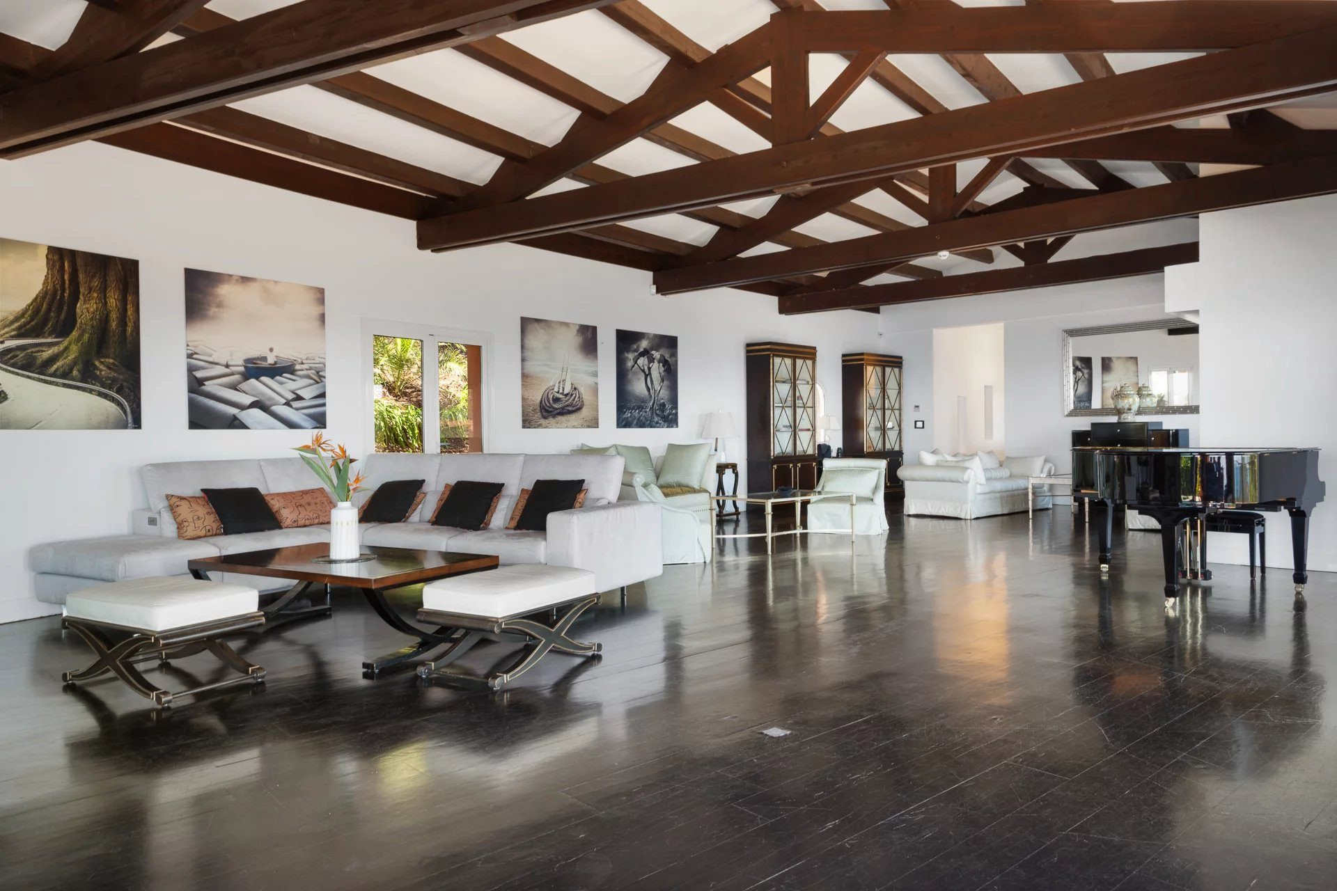 Théoule-sur-Mer, magnificent villa with full sea view of 660m2 4