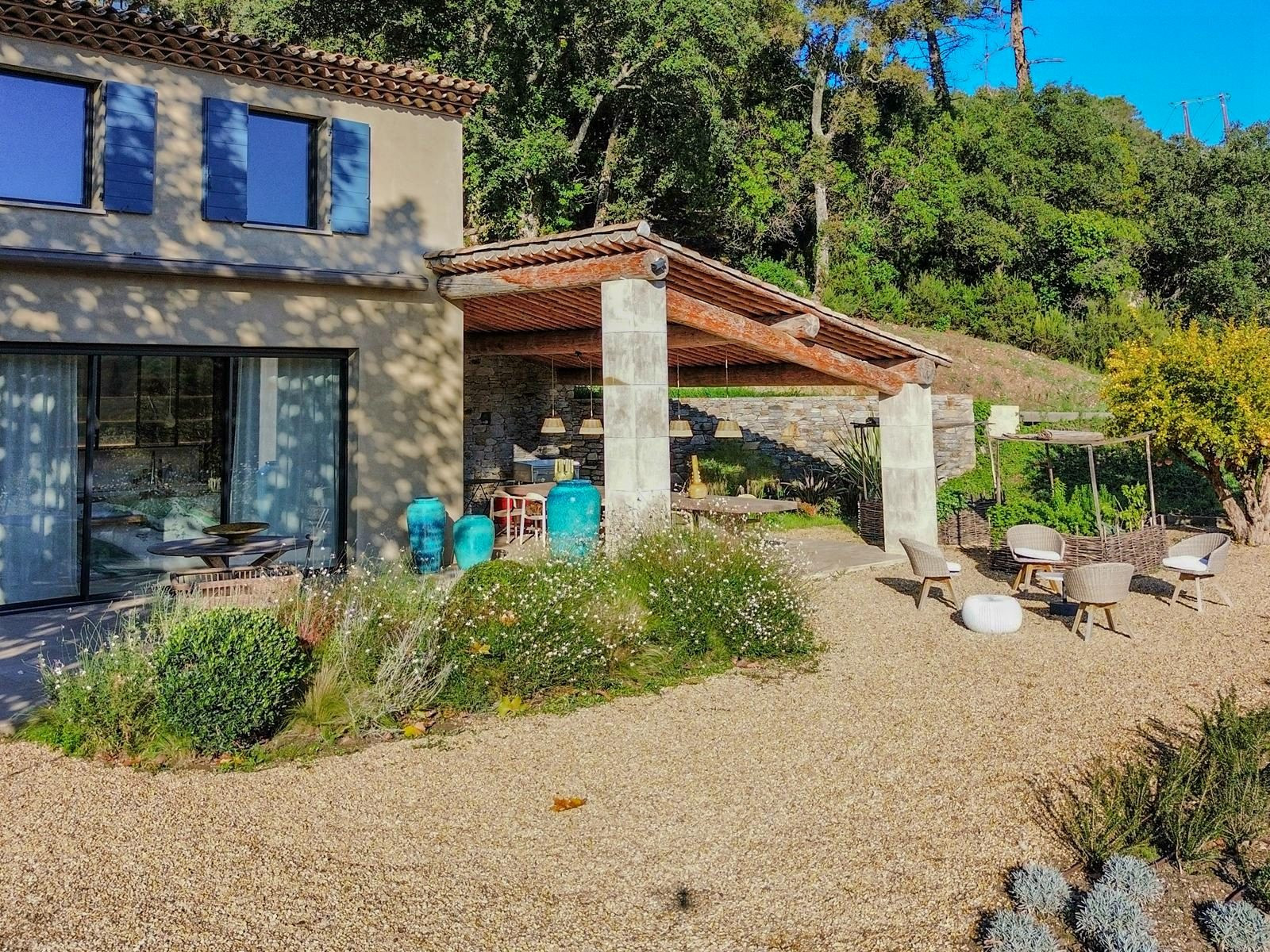 Maison à vendre à La Môle, 245 m²
