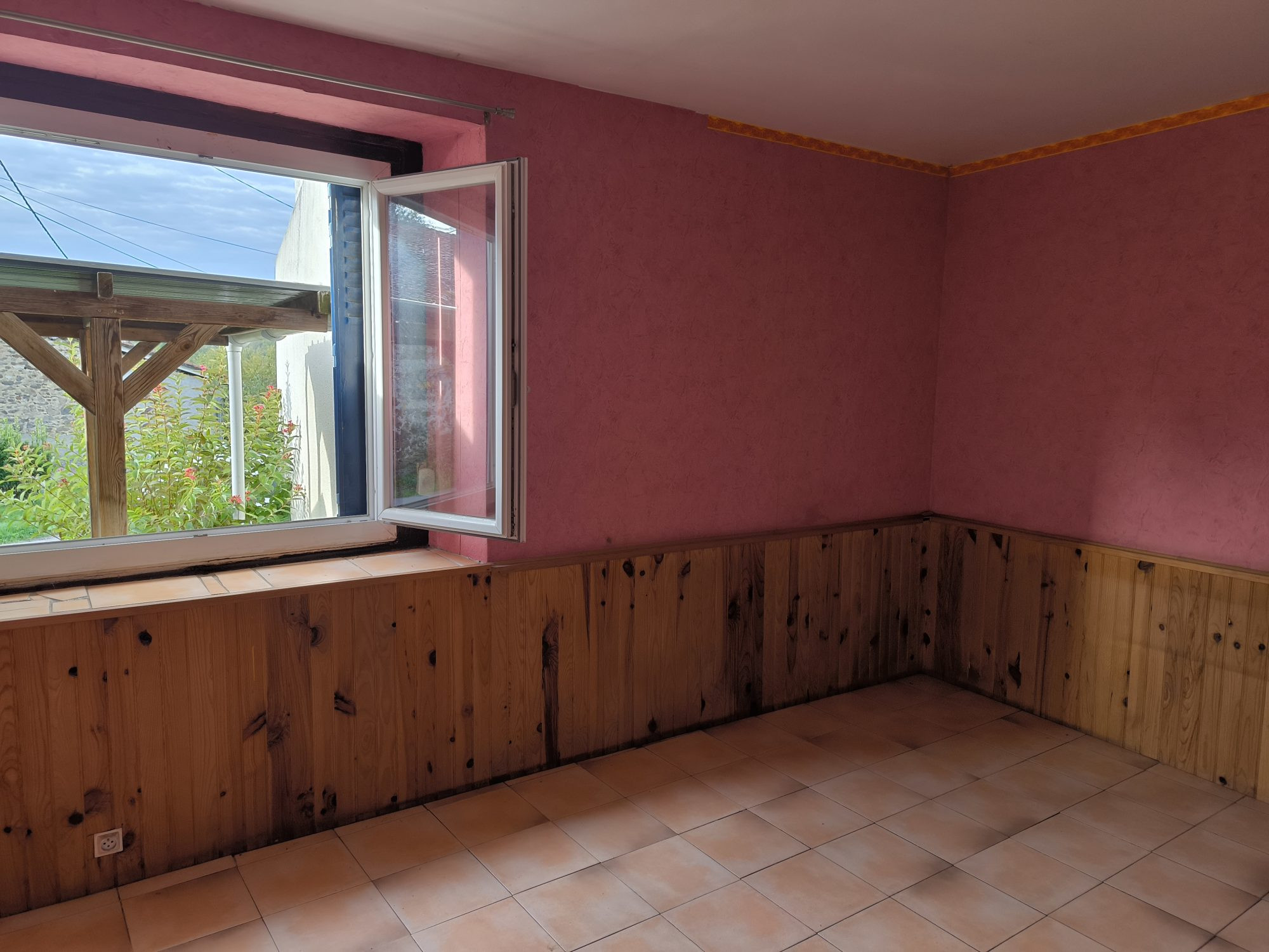 Maison à vendre à Terres-de-Haute-Charente, 62 m²