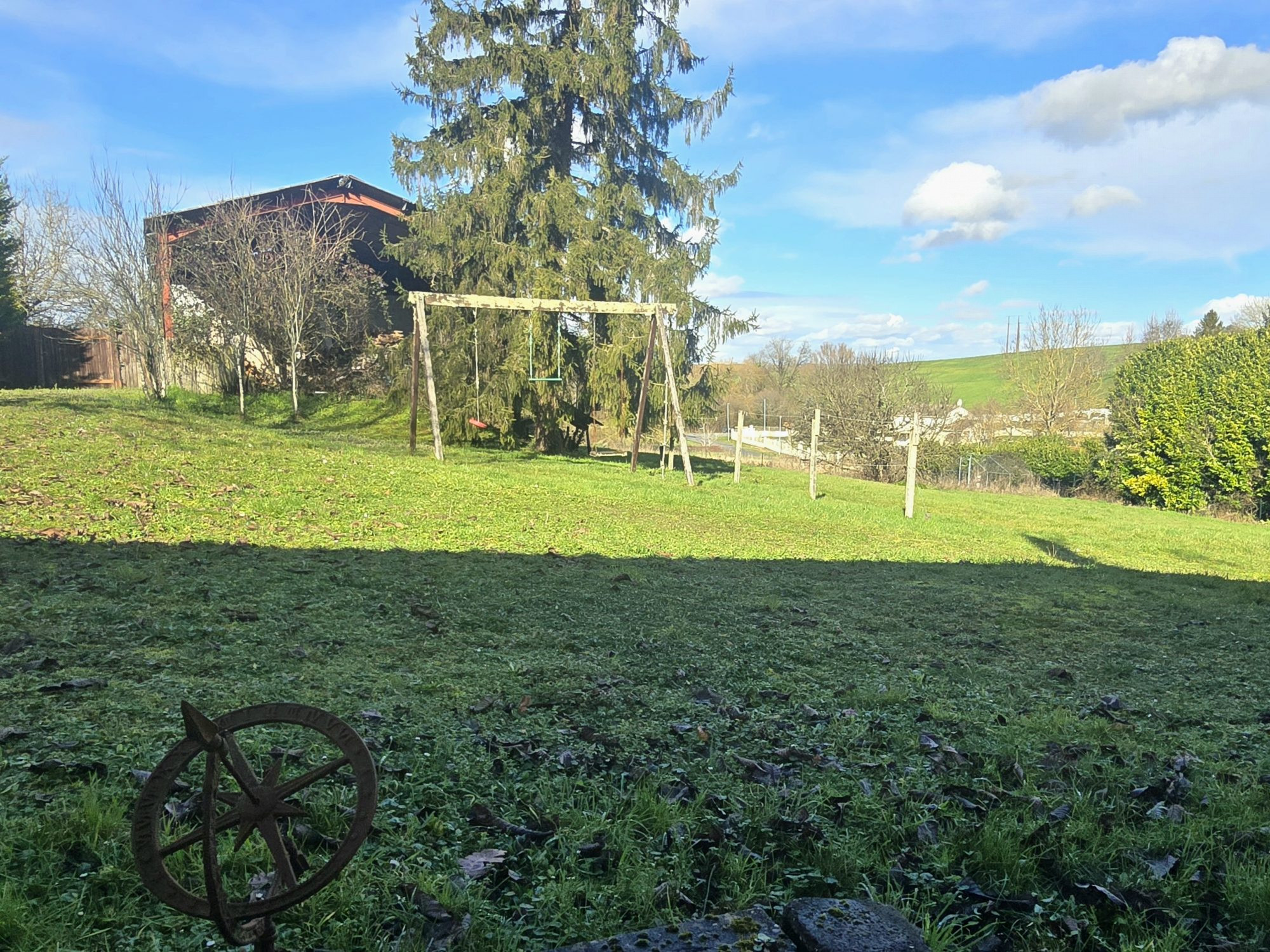 Maison 8 pièces 254 m² · à Chalais · 254 m² · 249 000 €