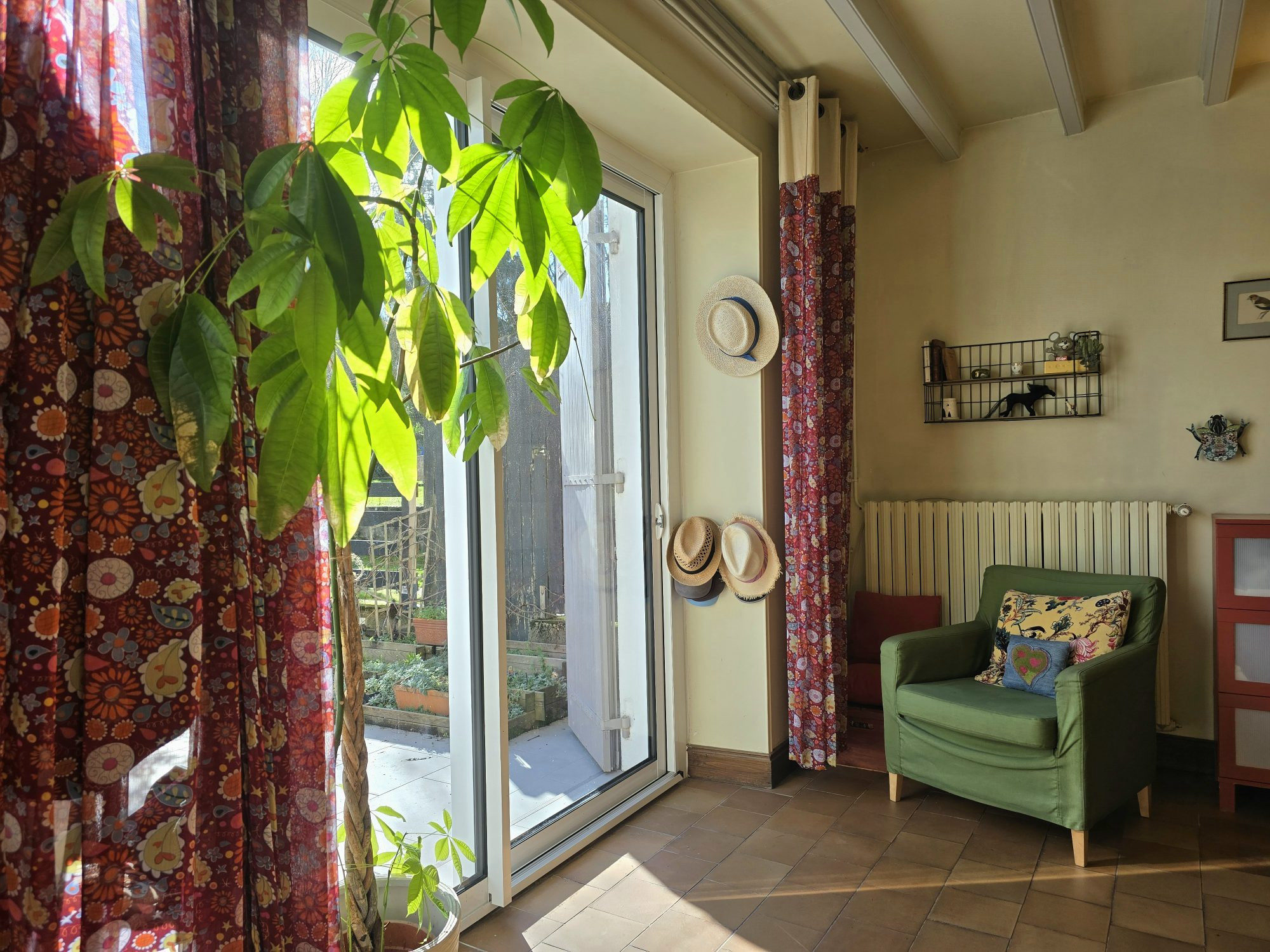 Large peaceful house 10 minutes on foot from Chalais town center 5