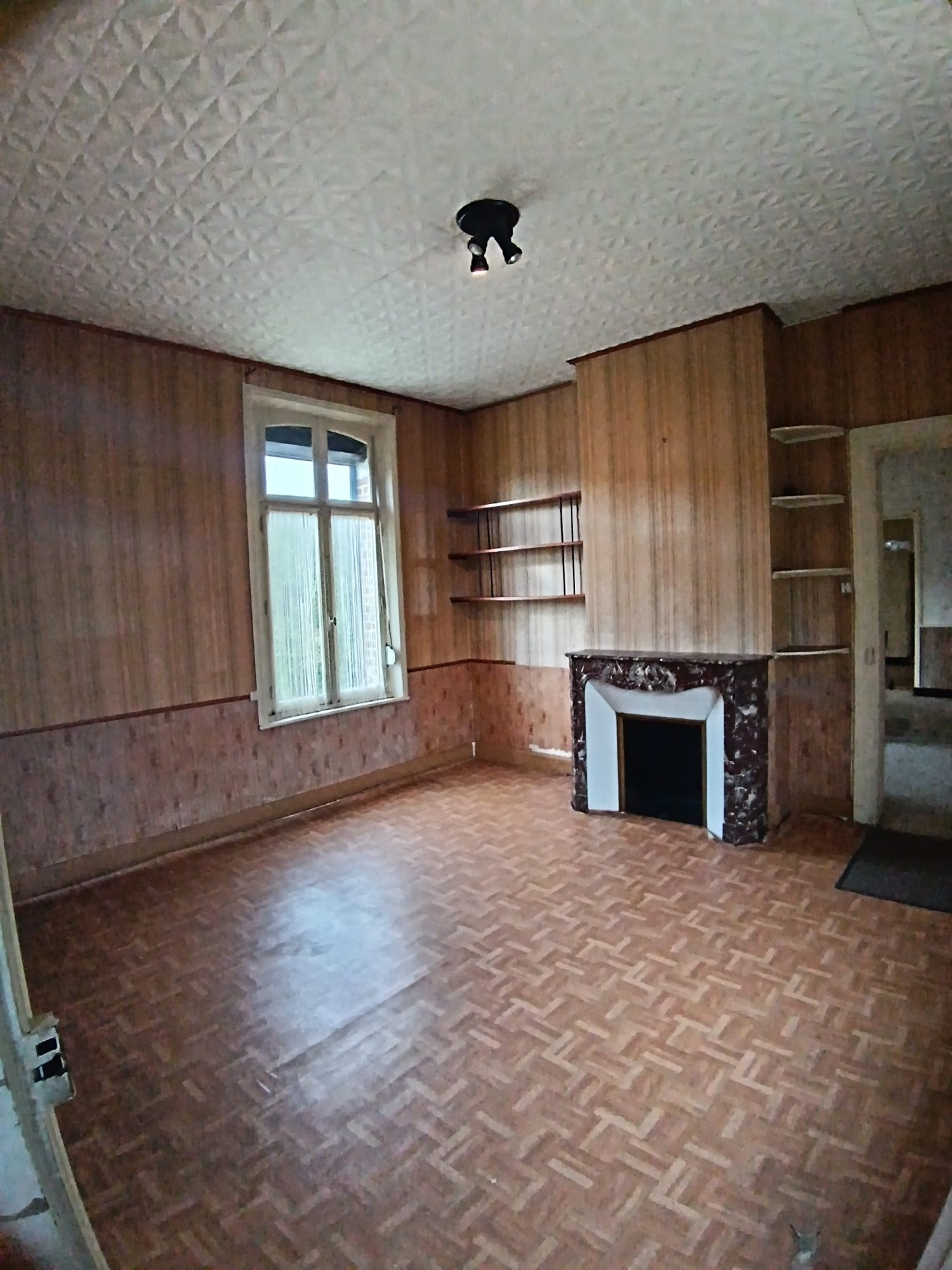 Maison 6 pièces 125 m² · à Athies · 125 m² · 148 000 €