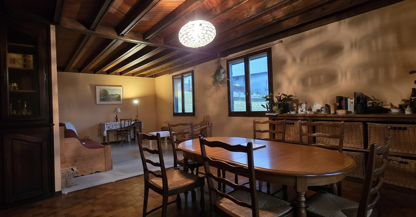 House for sale in Allèves + Independent T2 apartment 5