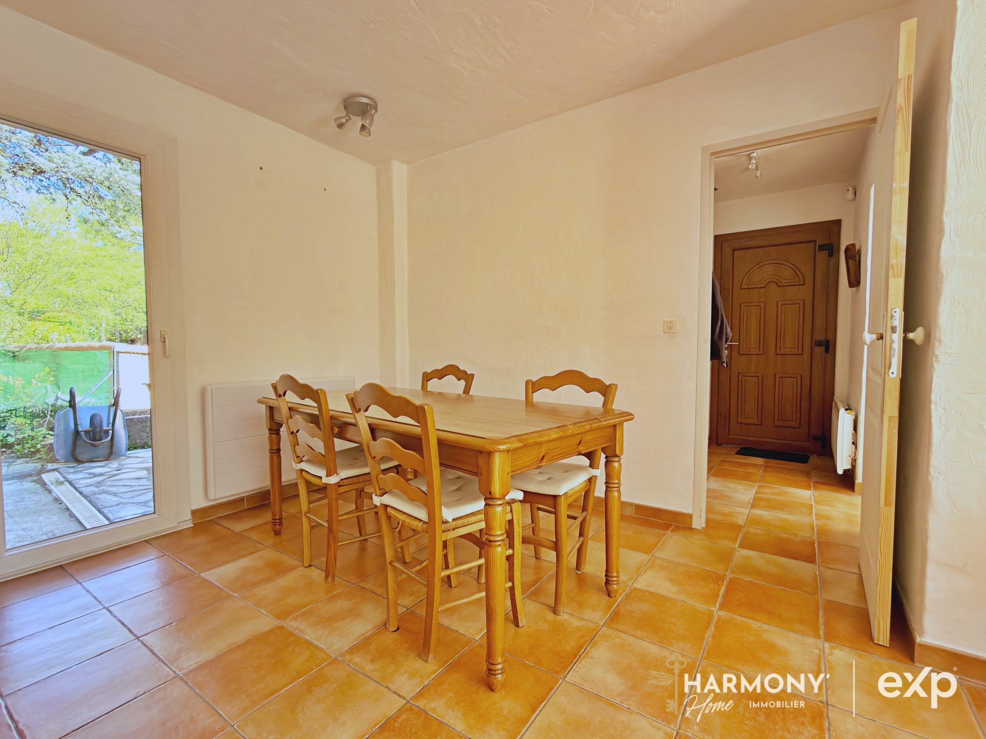 Charming Family Home – 118 m² – Land 1212 m² 2