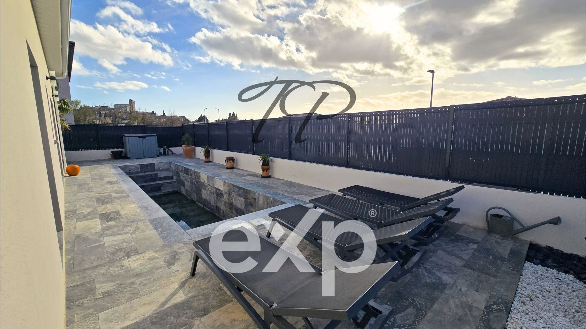 VILLA DE 2024 T5 AVEC PISCINE