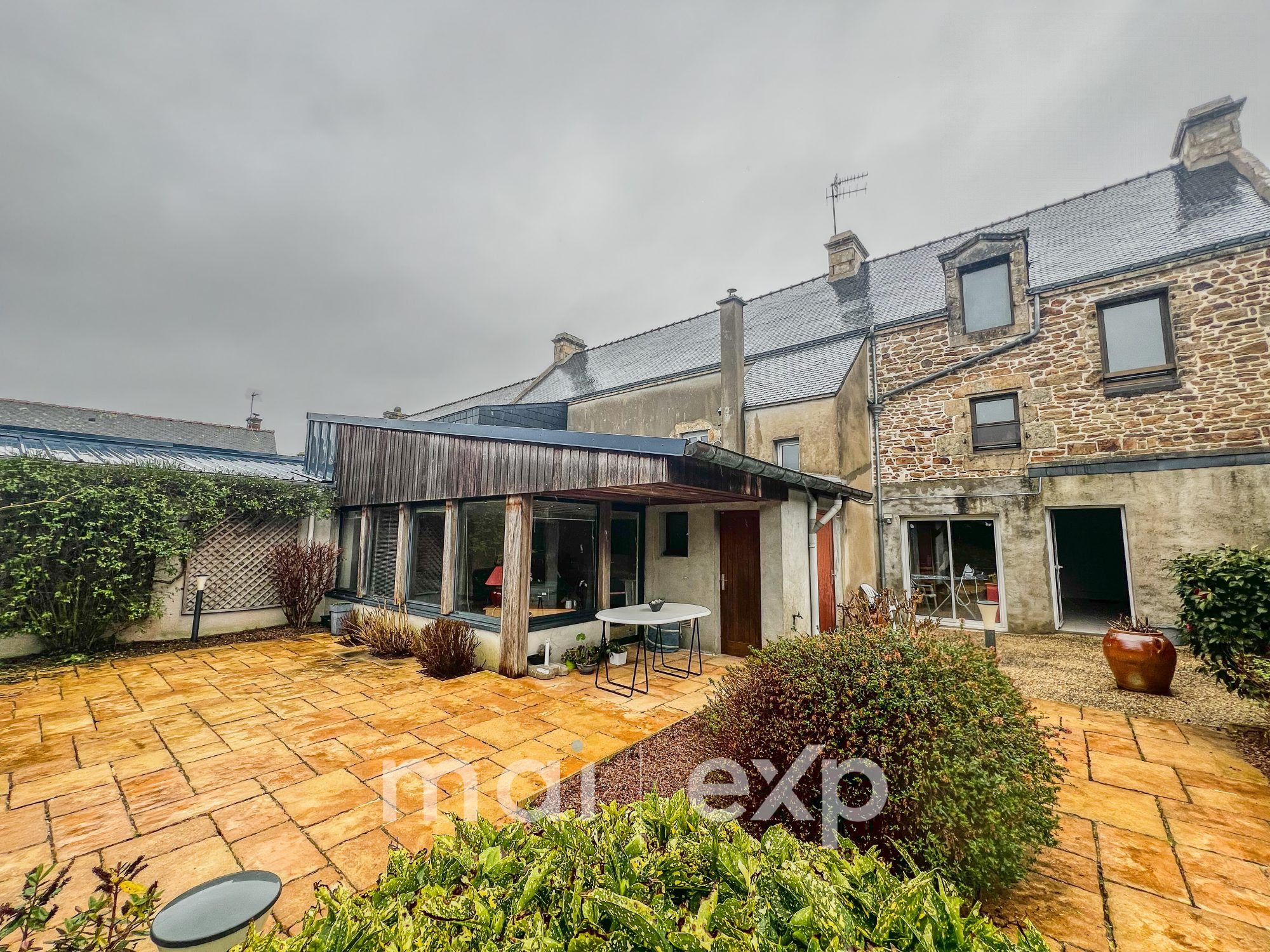 Maison dans Locoal-Mendon