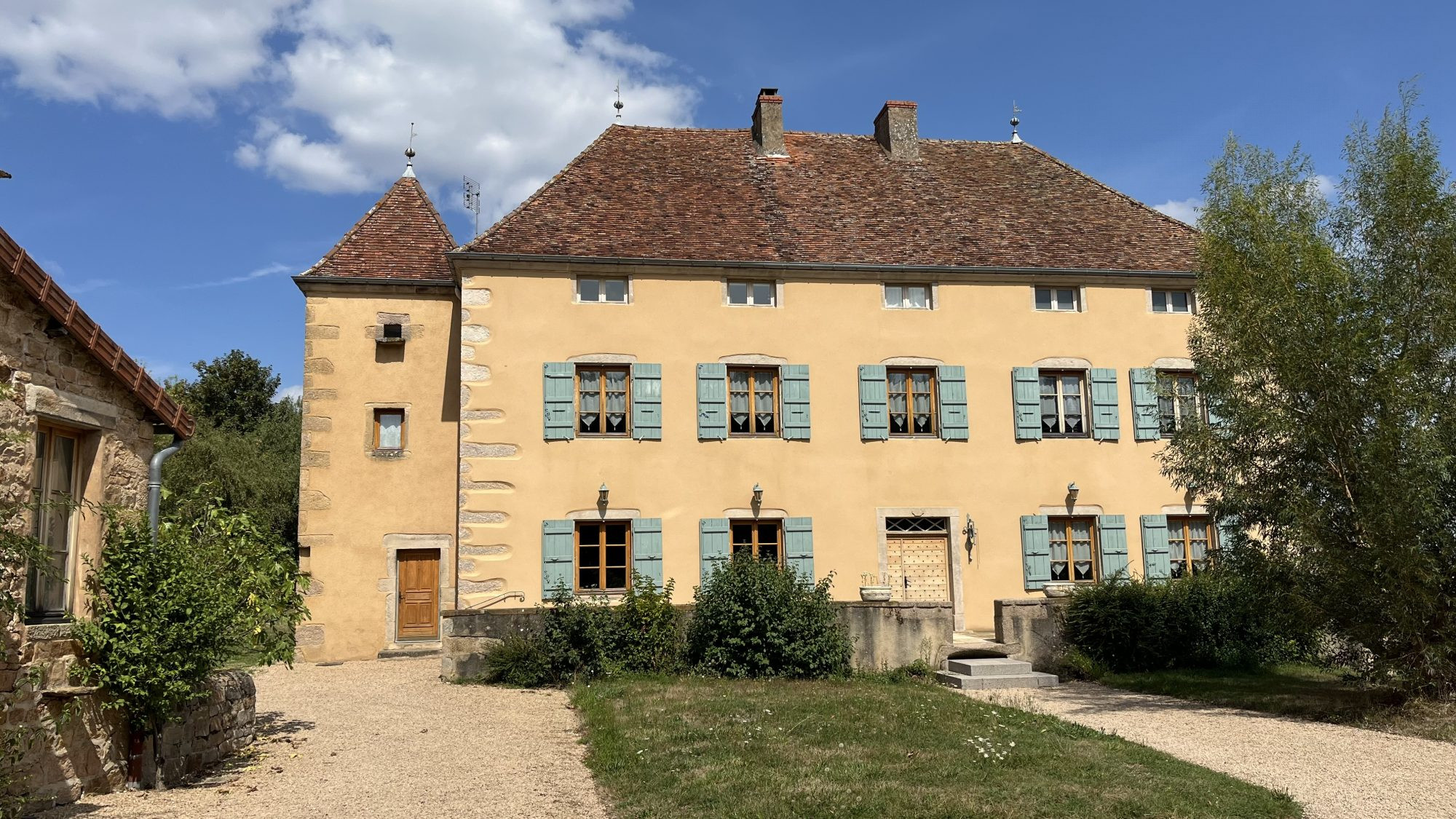 Maison à vendre à Sivignon, 470 m²