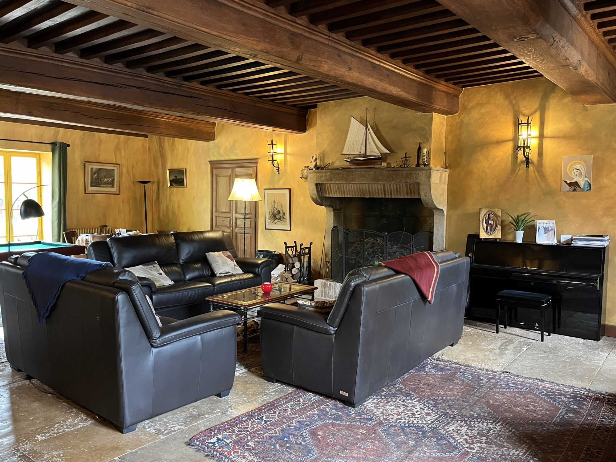 Maison à vendre à Sivignon, 470 m²