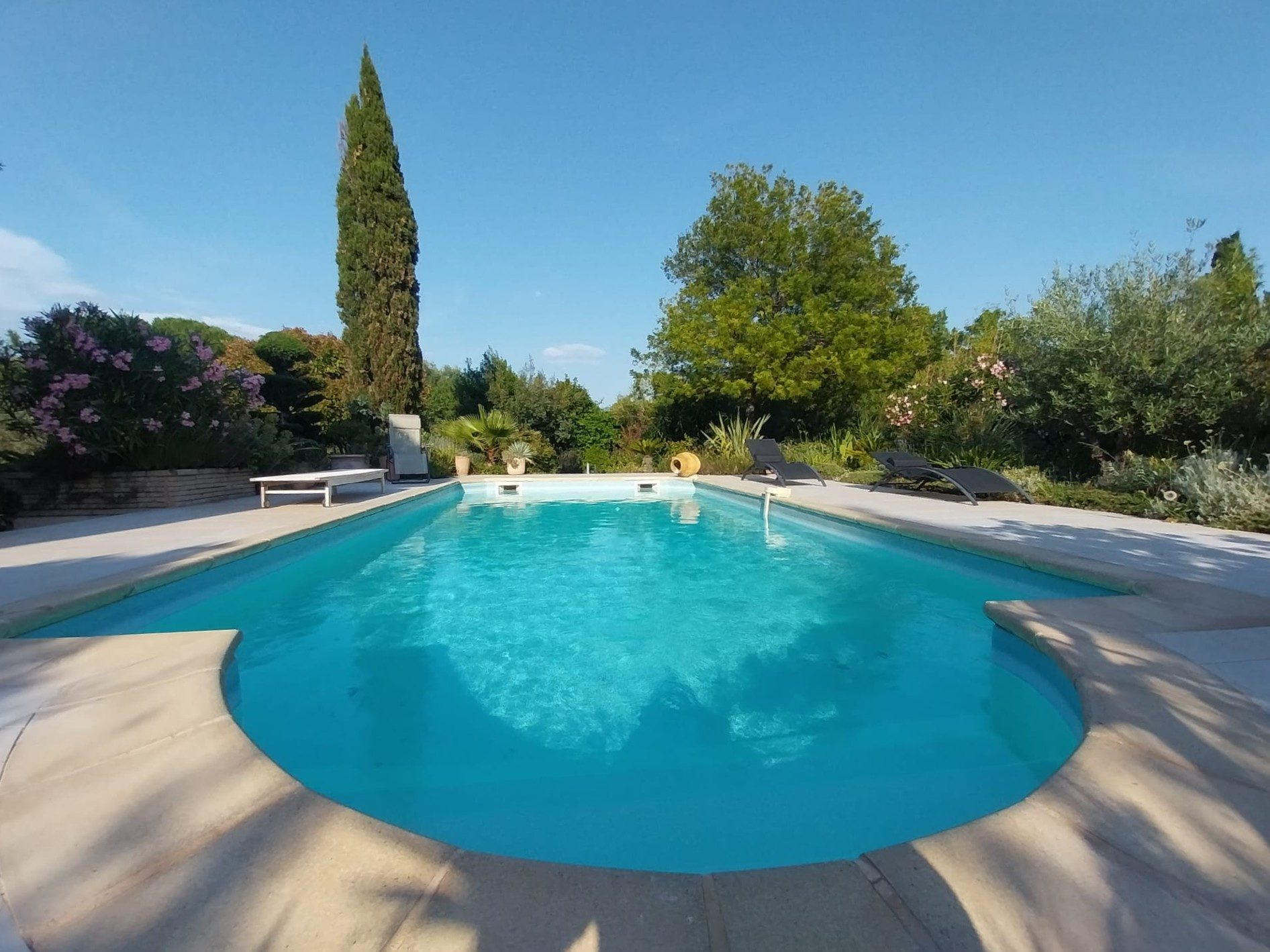 VILLA T6 AVEC 2300M² DE JARDIN