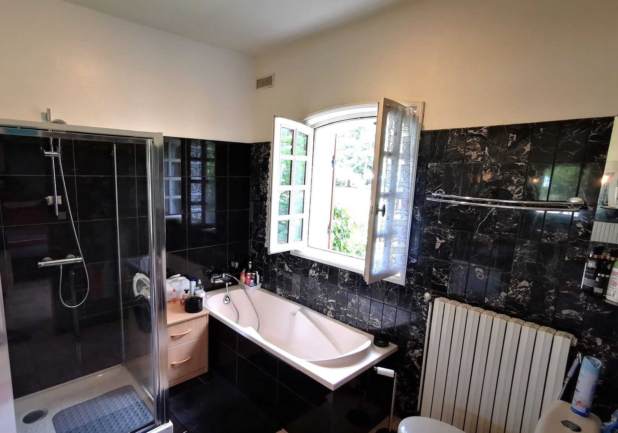 Maison 6 pièces 270 m² · à Bergerac · 270 m² · 769 000 €