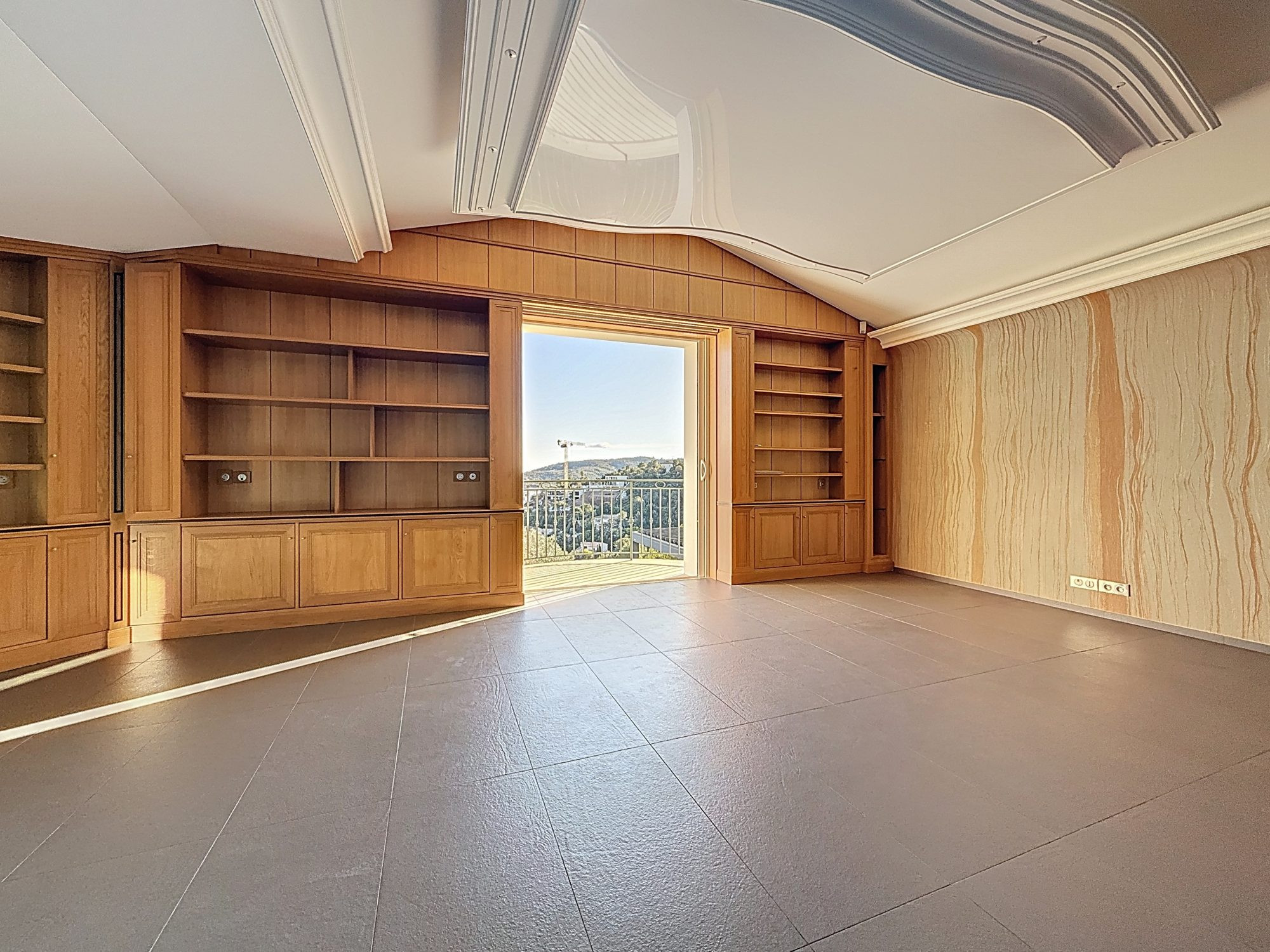 Maison 4 pièces 197 m² · à Fréjus · 197 m² · 1 837 000 €