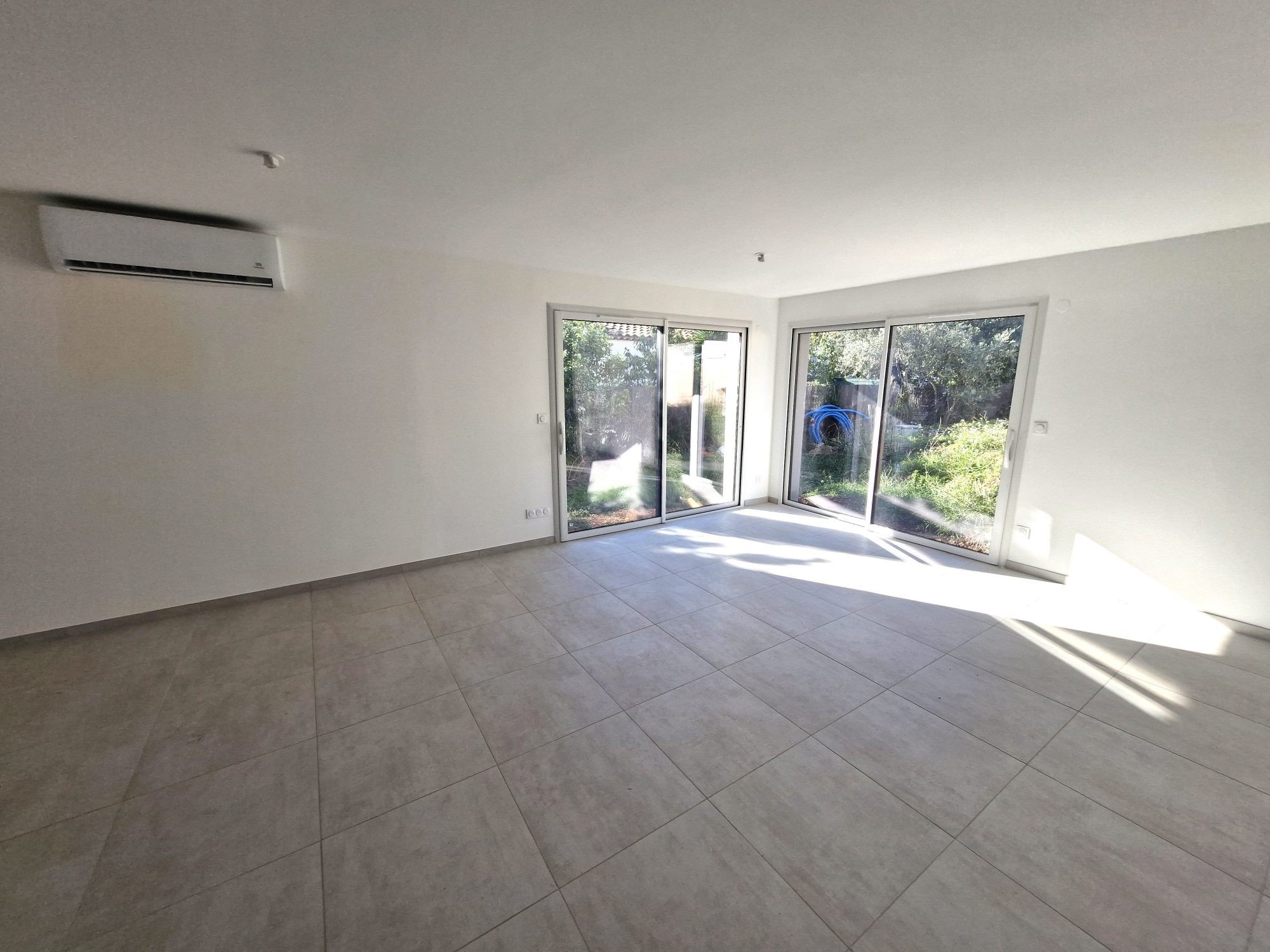 Maison 4 Chambres, jardin et parking