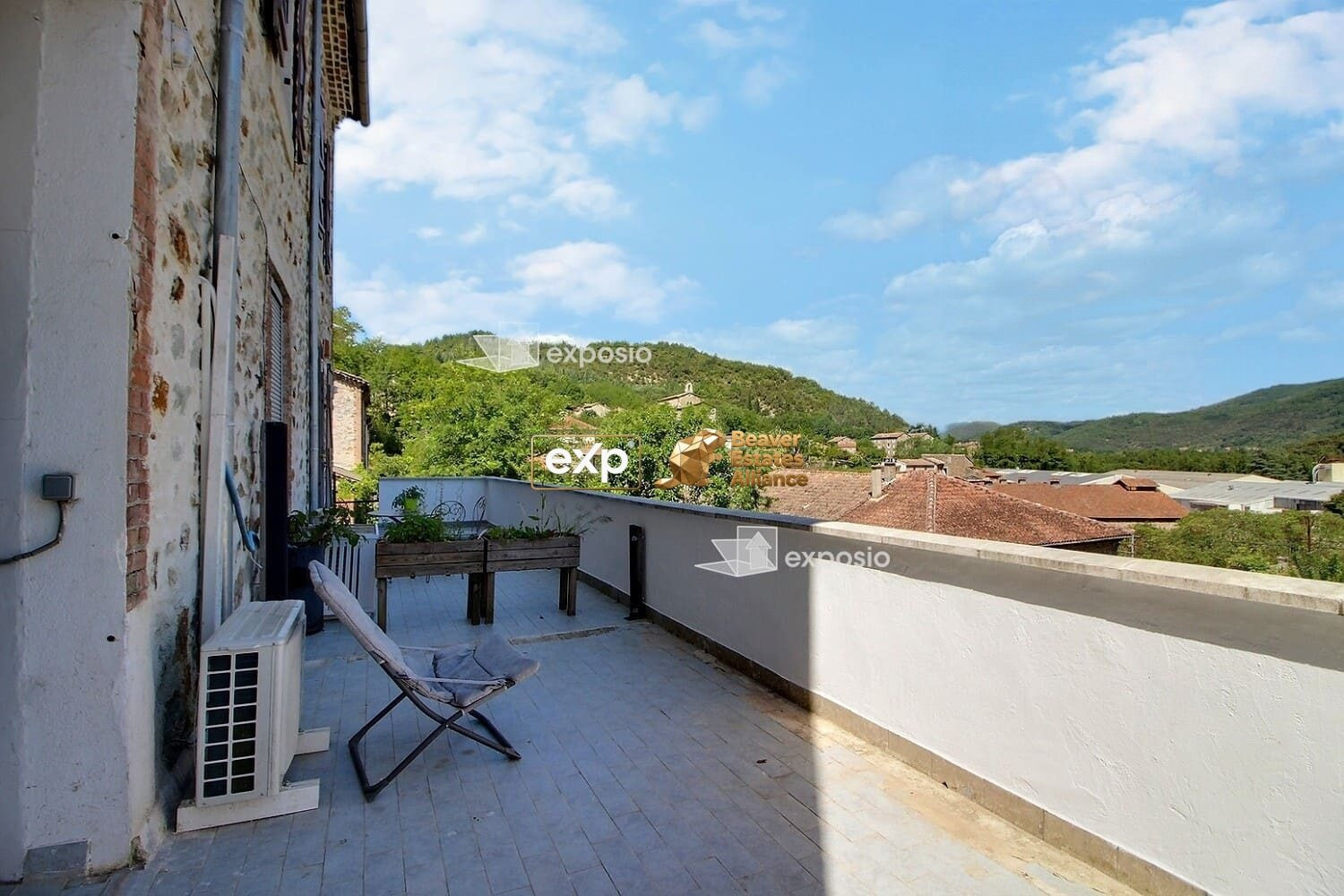 Maison à vendre à Molières-sur-Cèze, 375 m²