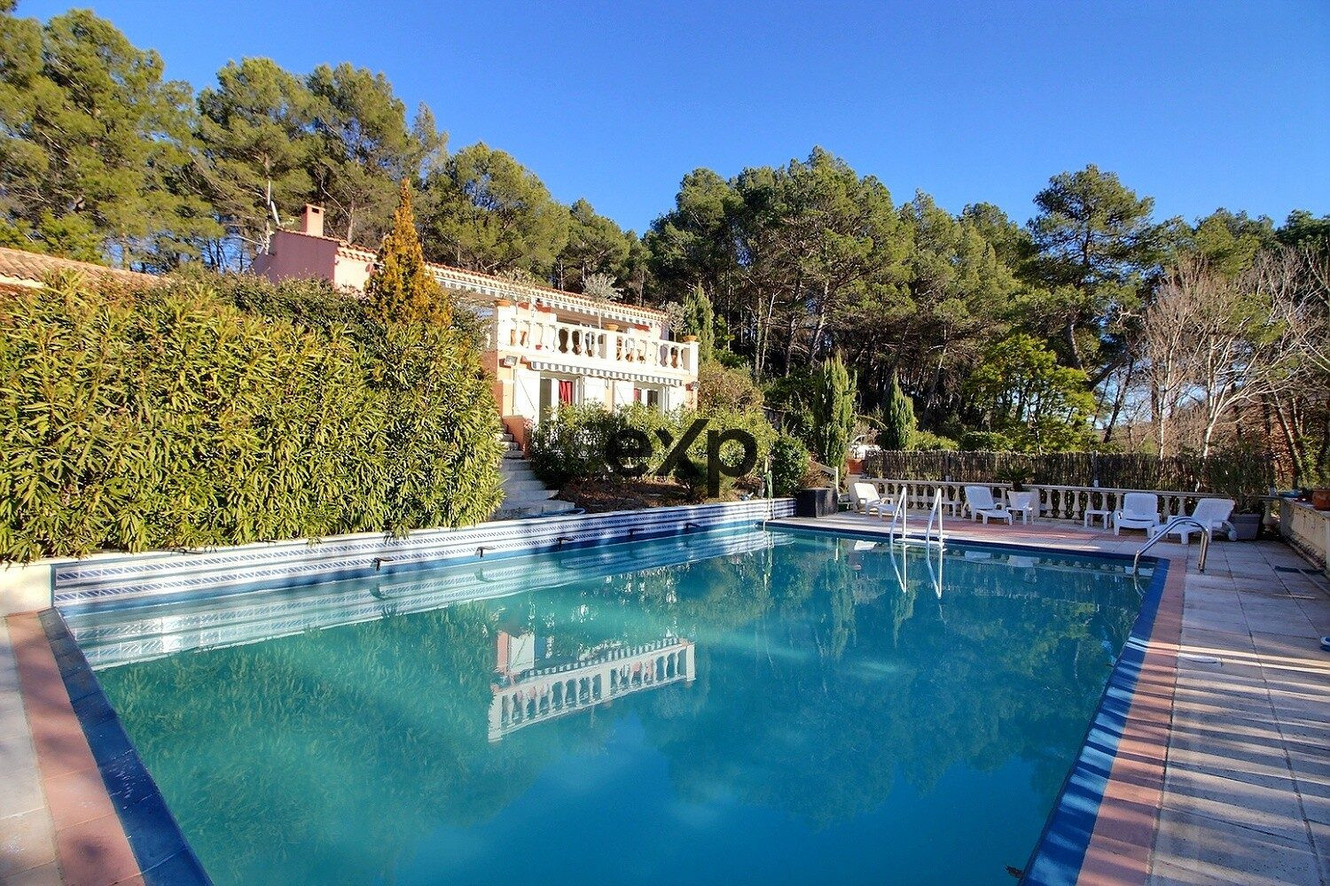 Maison 7 pièces 225 m² · à Pourcieux · 225 m² · 685 000 €