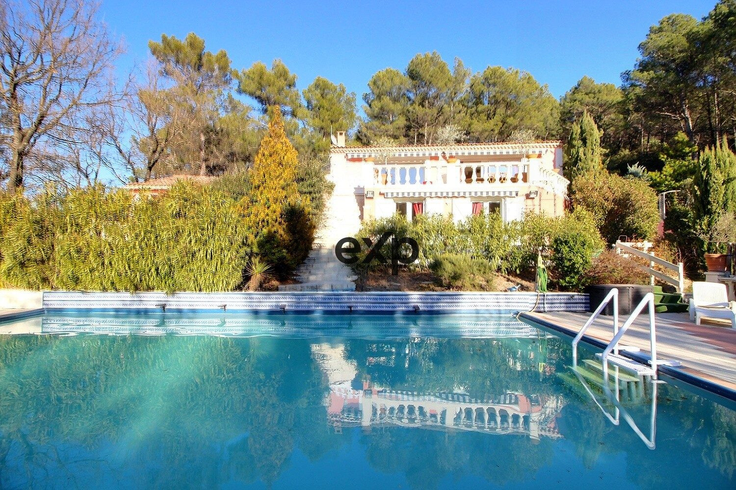Villa - Proche Saint-Maximin-la-Sainte-Baume