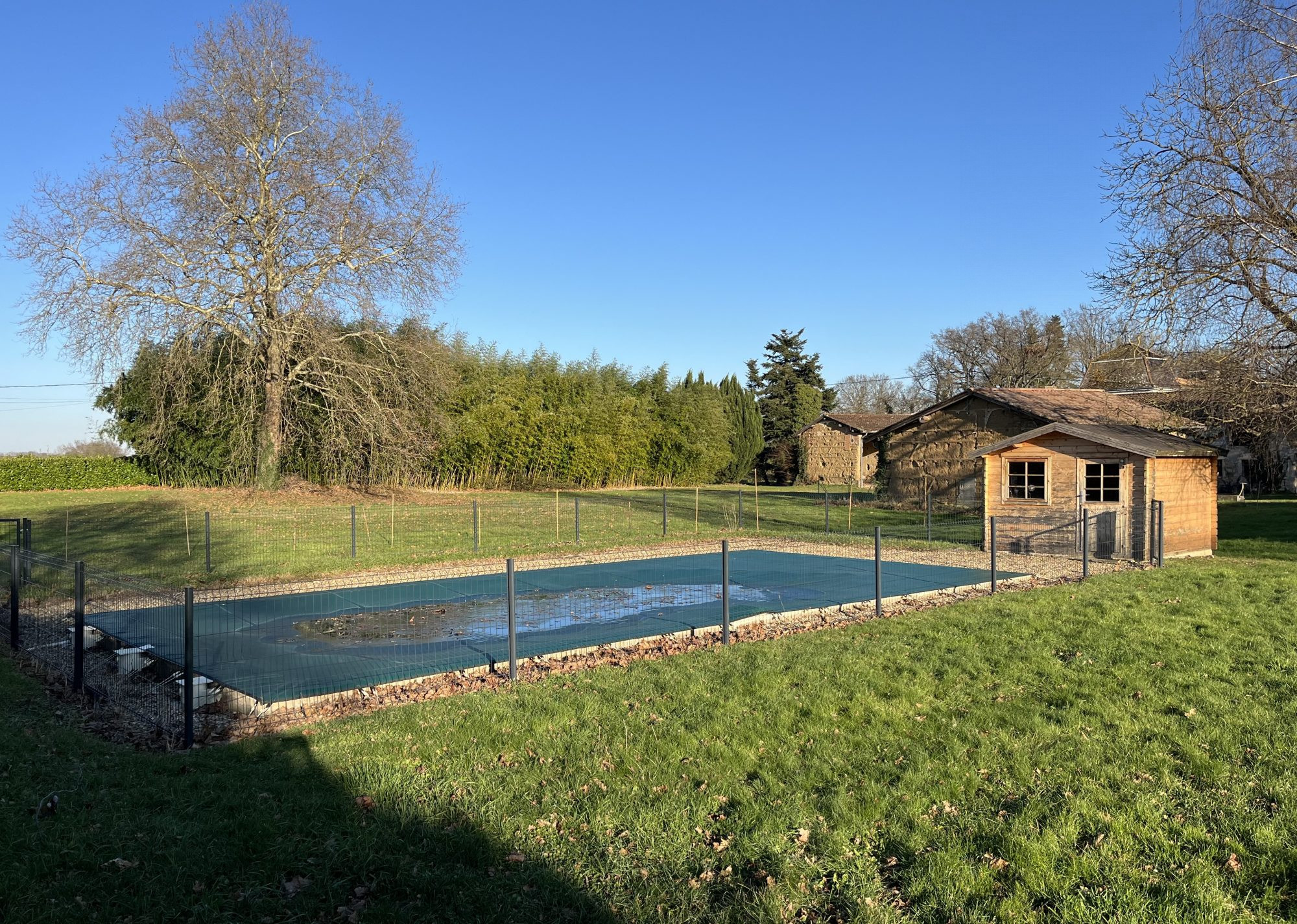 Beautiful family home, 12 rooms, 7 bedrooms, with large garden and swimming pool 5