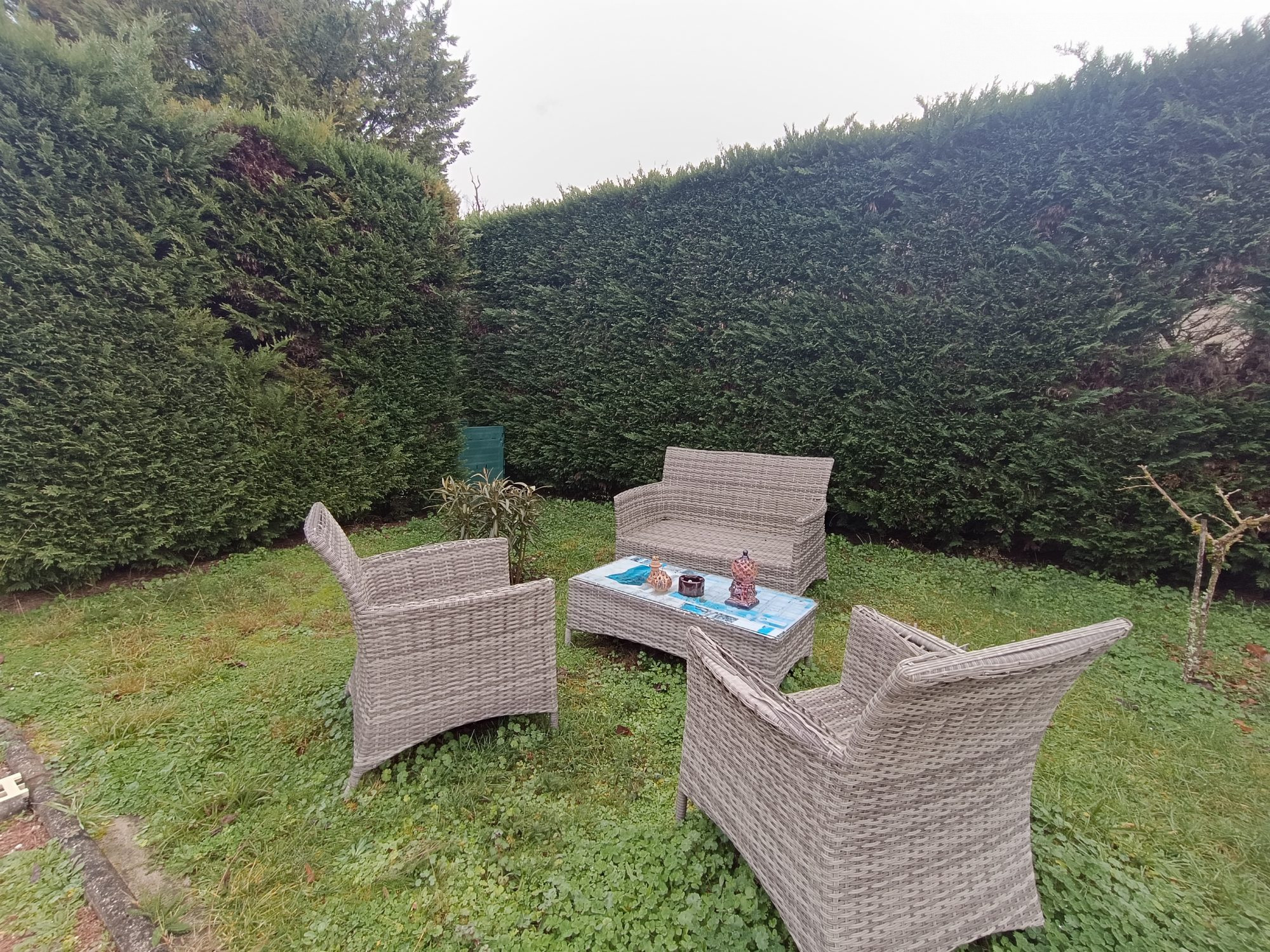 COUTRAS (33230) – MAISON LUMINEUSE 140 M² SUR 1480 M² DE TERRAIN – CALME, CONFORT & PROXIMITÉ !