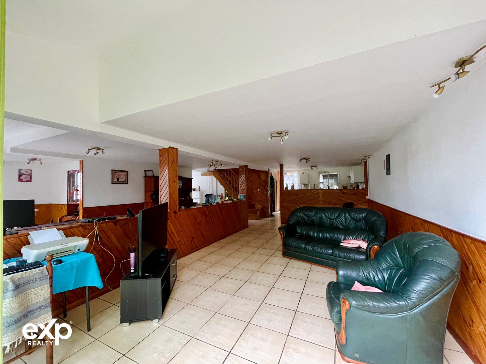 Maison familiale 4 chambres - 4 places de parking – Trois Mares / Le Tampon