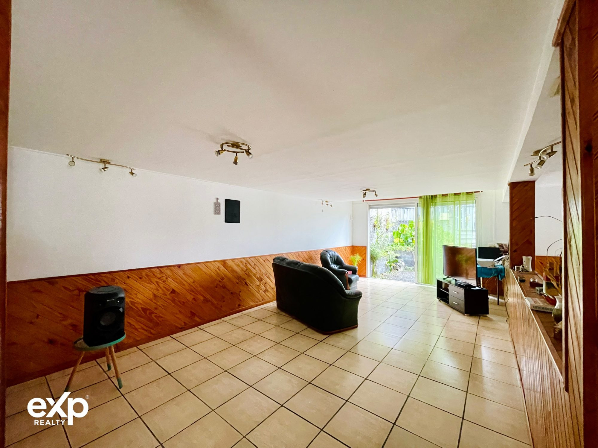 Maison à vendre à Le Tampon, 127 m²