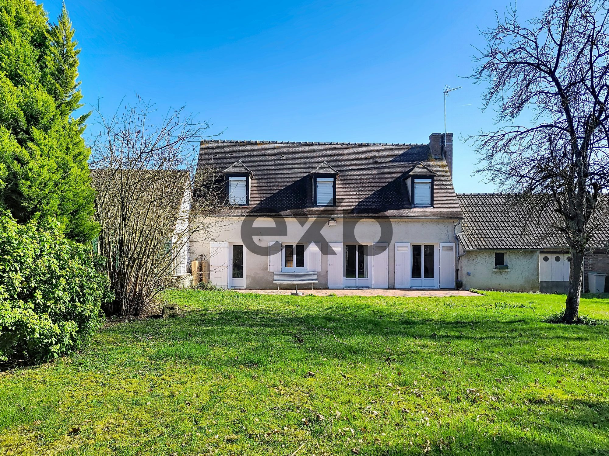 Maison 7 pièces 240 m² · à Maignelay-Montigny · 240 m² · 489 900 €