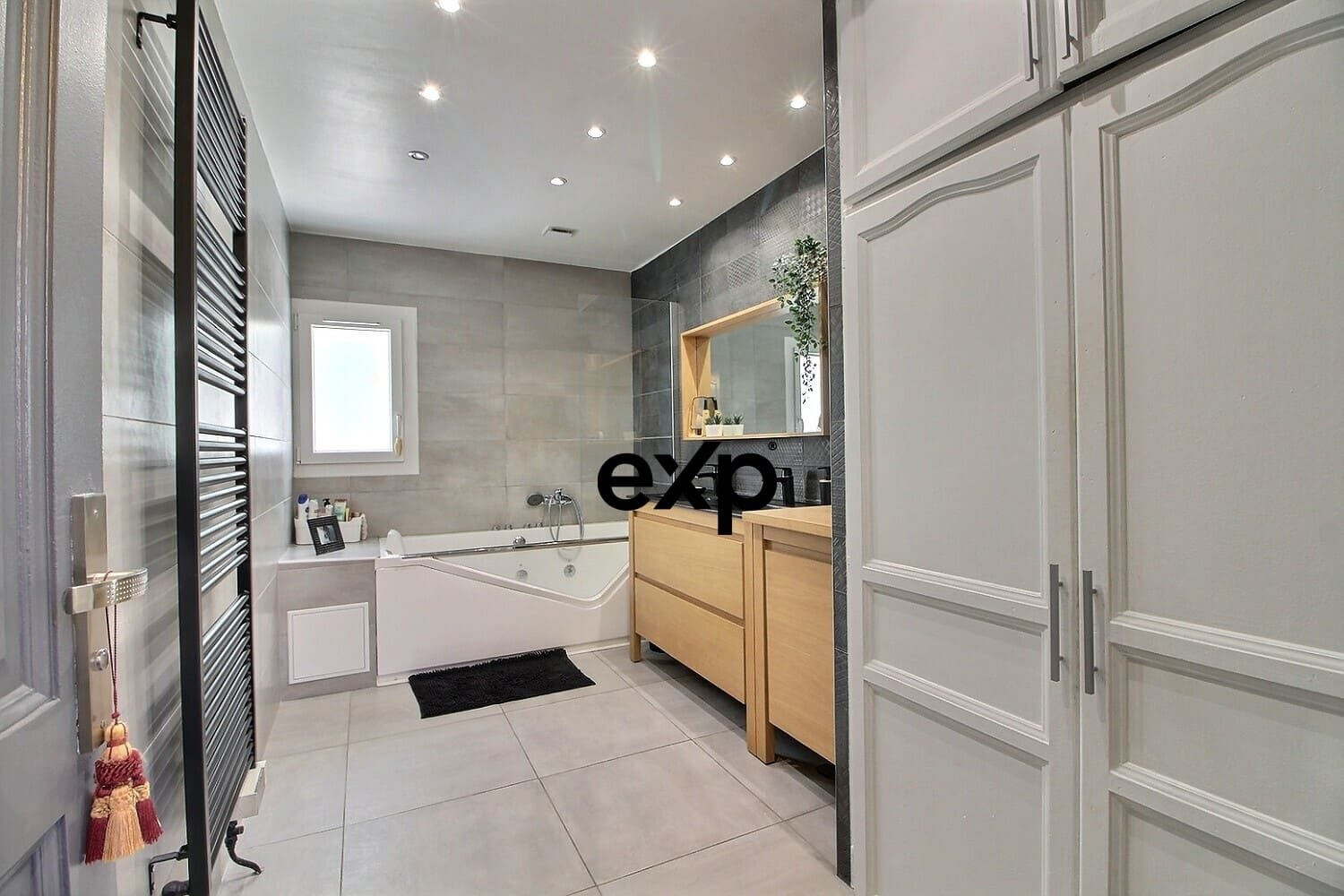 Maison 7 pièces 210 m² · à Bouc-Bel-Air · 210 m² · 850 000 €