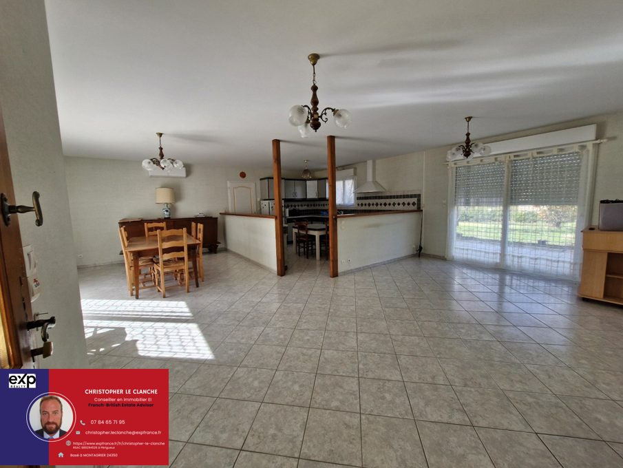 Superb single-storey detached house of 95 m², 2315 m² of land, peaceful, with views. 3