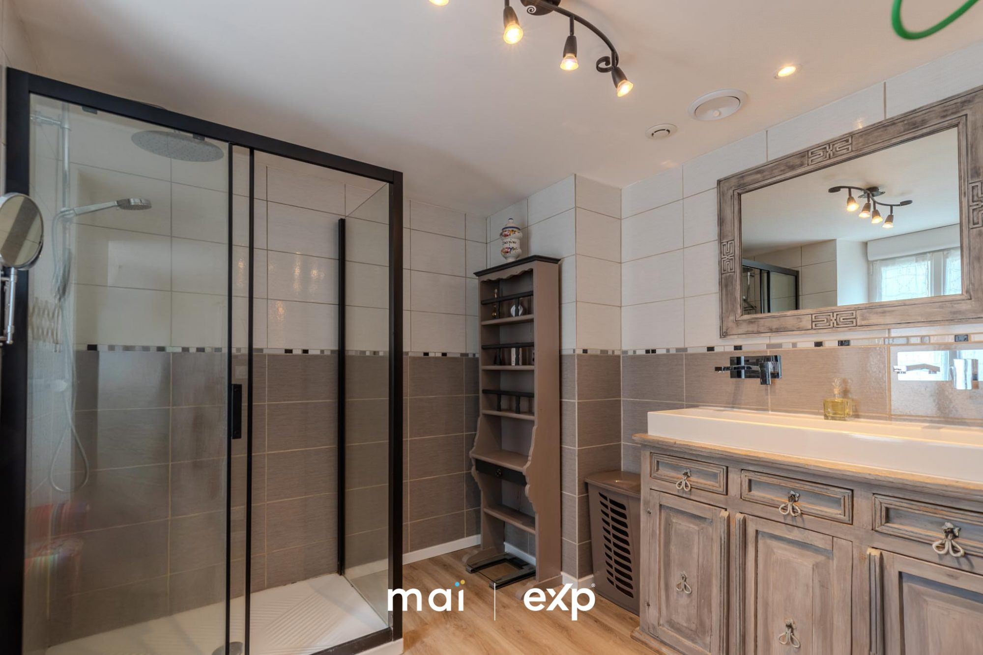 Maison à vendre à Étel, 199 m²