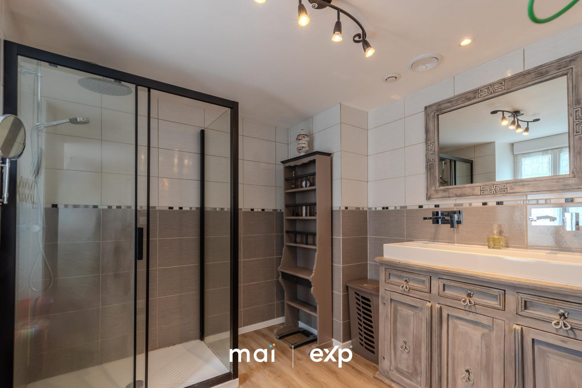 Maison à vendre à Étel, 199 m²