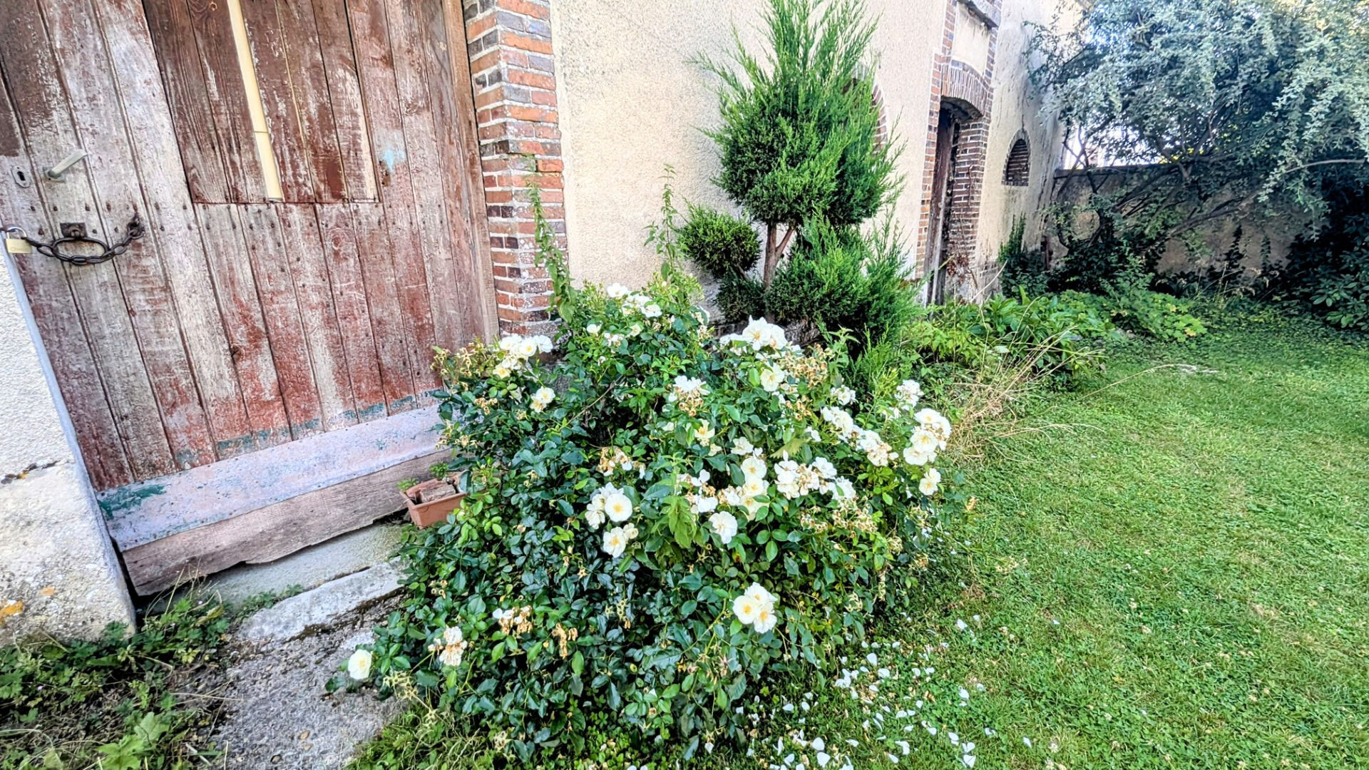 Maison 7 pièces 134 m² · à Châtres · 134 m² · 235 000 €