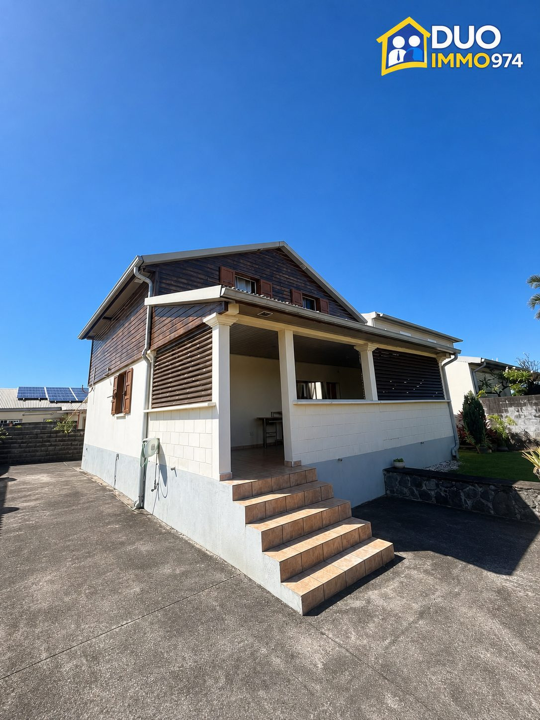 Family House 132 m² – French District Sainte-Suzanne – 3 Bedrooms – Move-in Ready 2