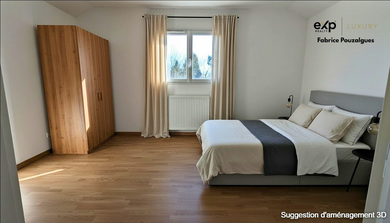 Family Home, Garden, Terrace and Pleasant Surroundings 4