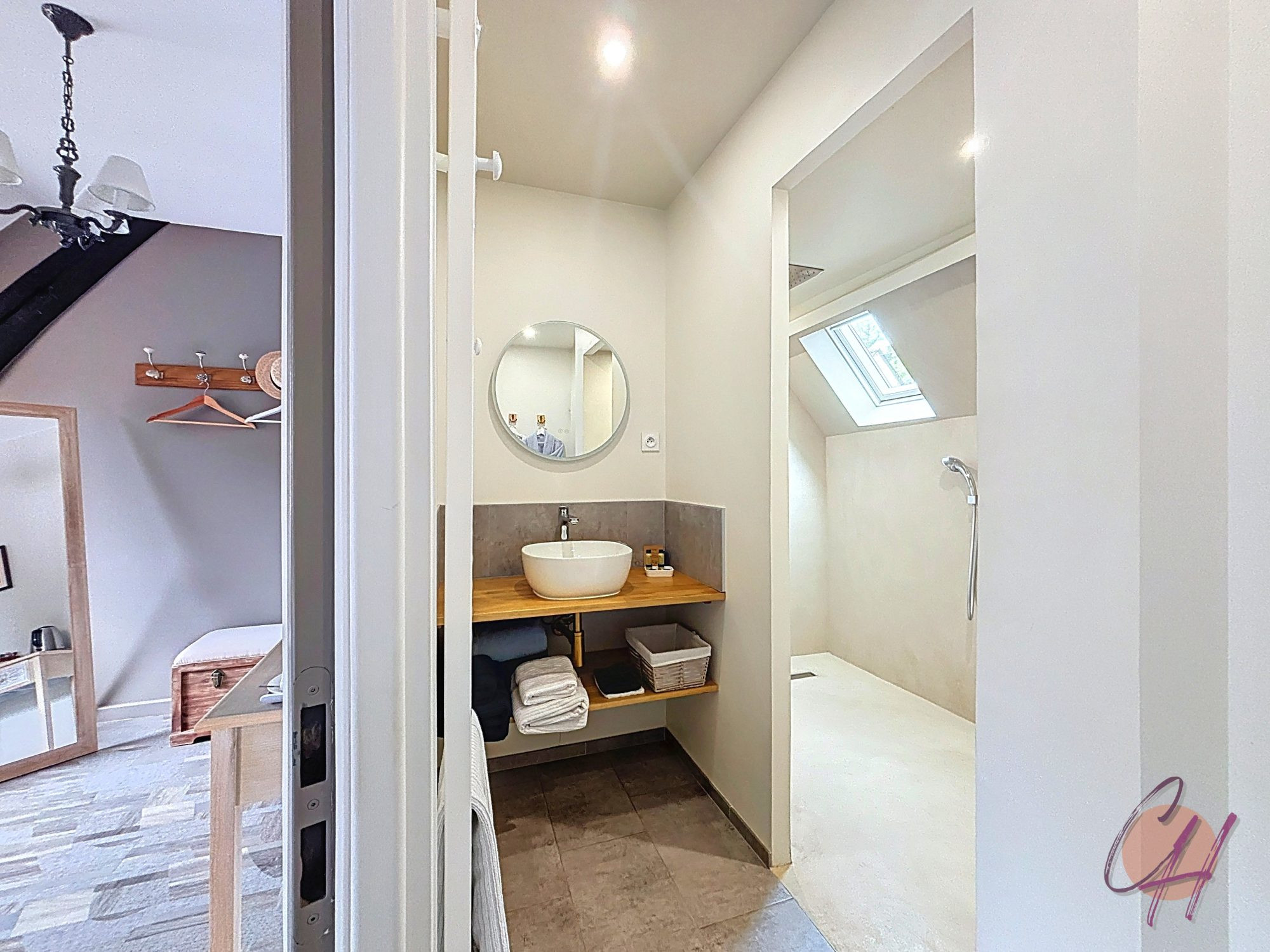 Maison 10 pièces 228 m² · à Pocé-sur-Cisse · 228 m² · 549 000 €