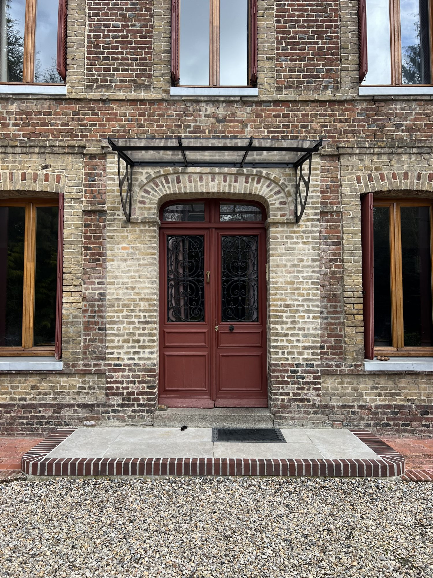 Characterful Riverside House - Longueville Sur Scie 3