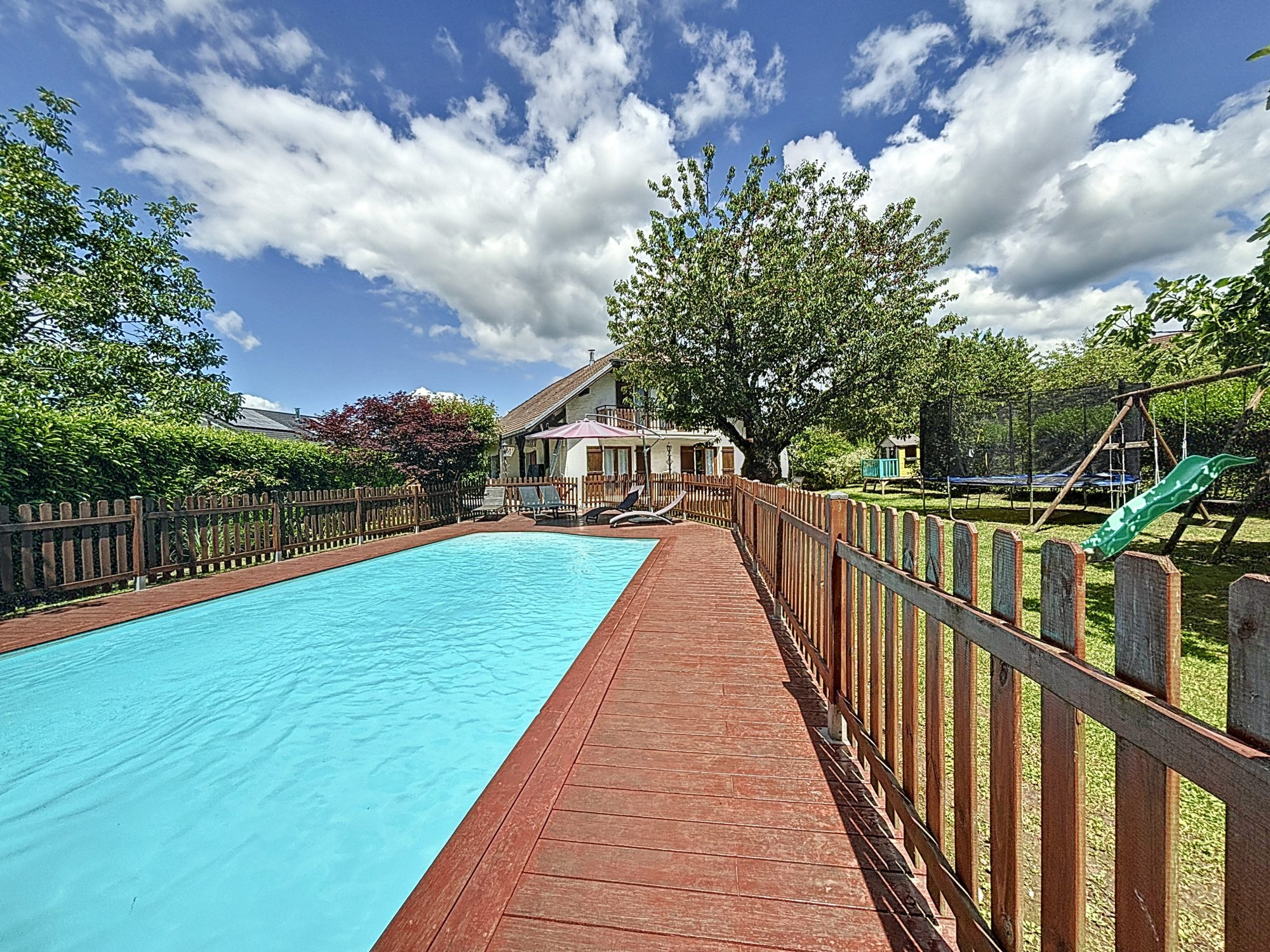 Maison for sale in Alby-sur-Chéran, 159 m²