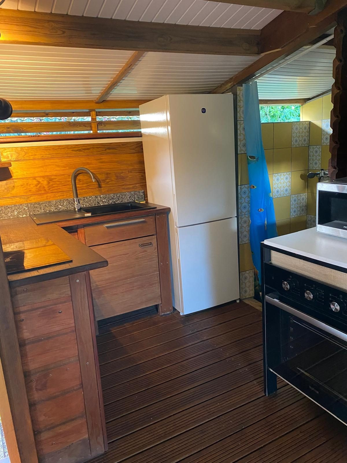 Maison 9 pièces 223 m² · à Sainte-Anne · 223 m² · 690 000 €