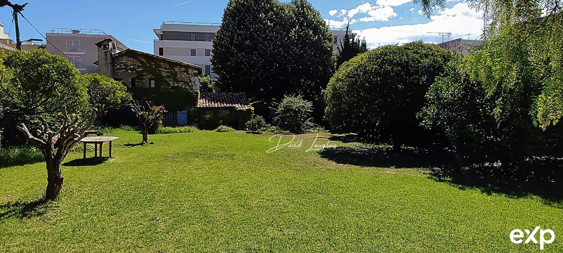 House in Saint-Laurent-du-Var 3
