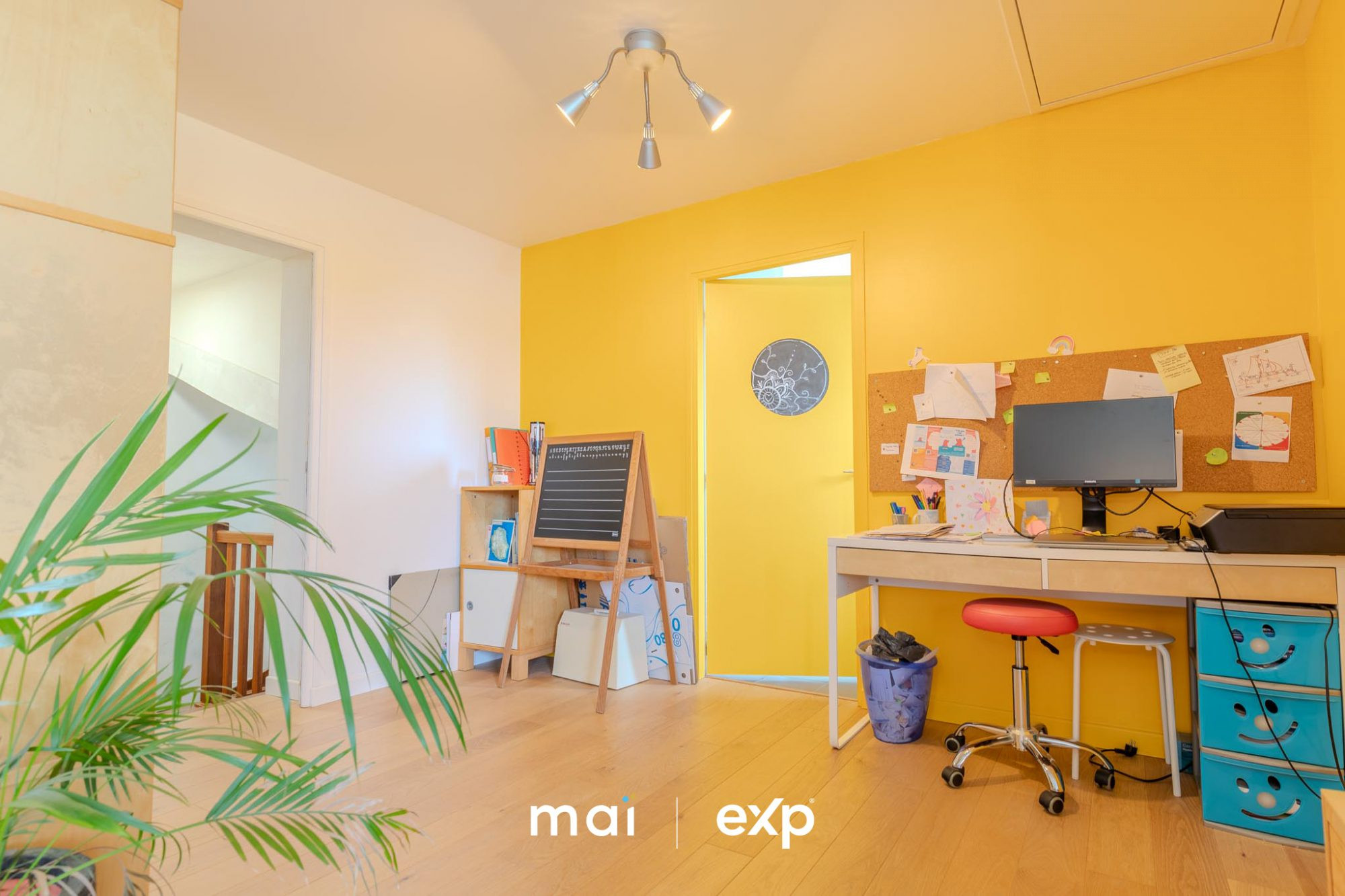 House for sale in Étel, 156 m²